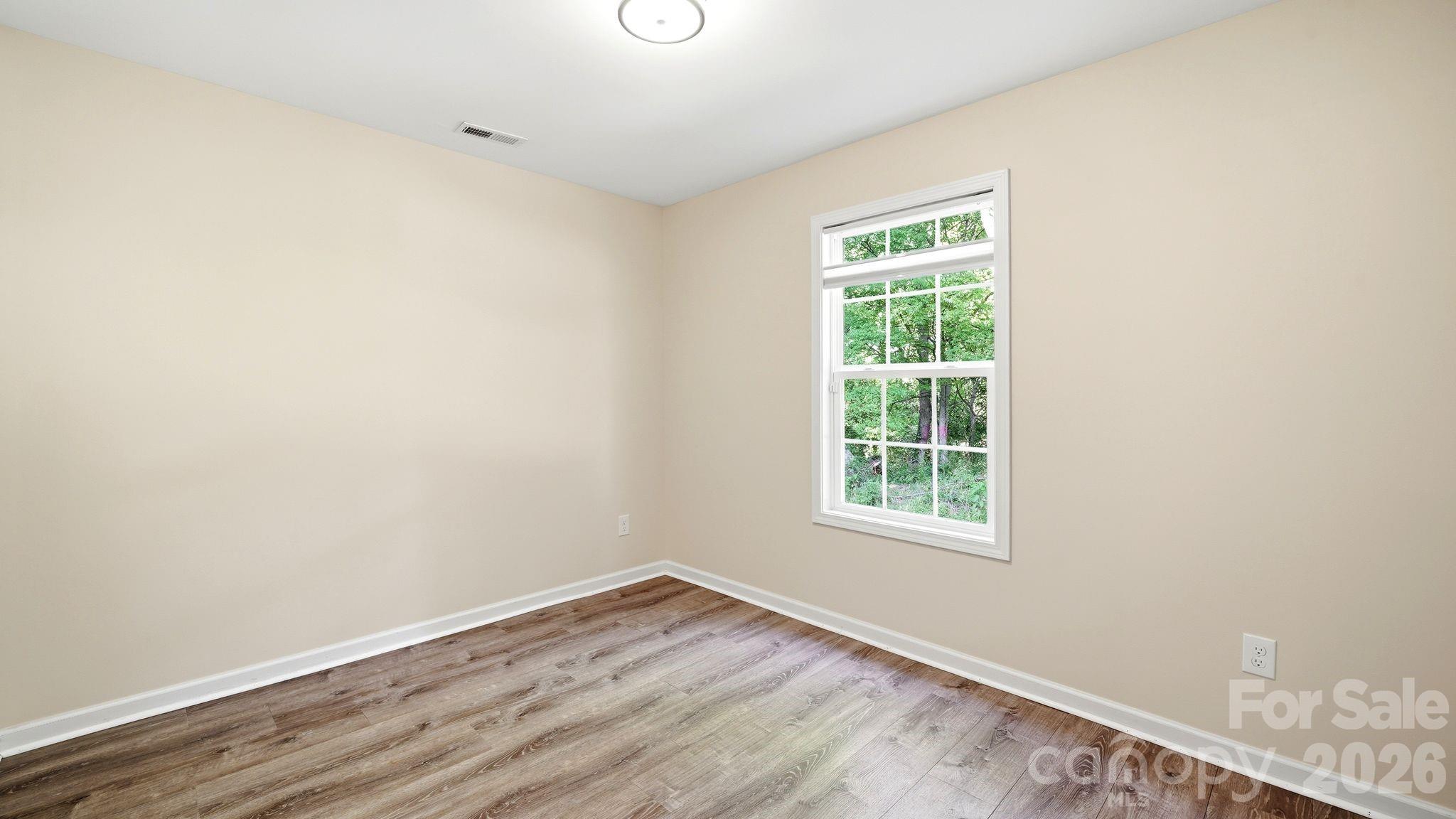 230 Berry Street Property Photo 10