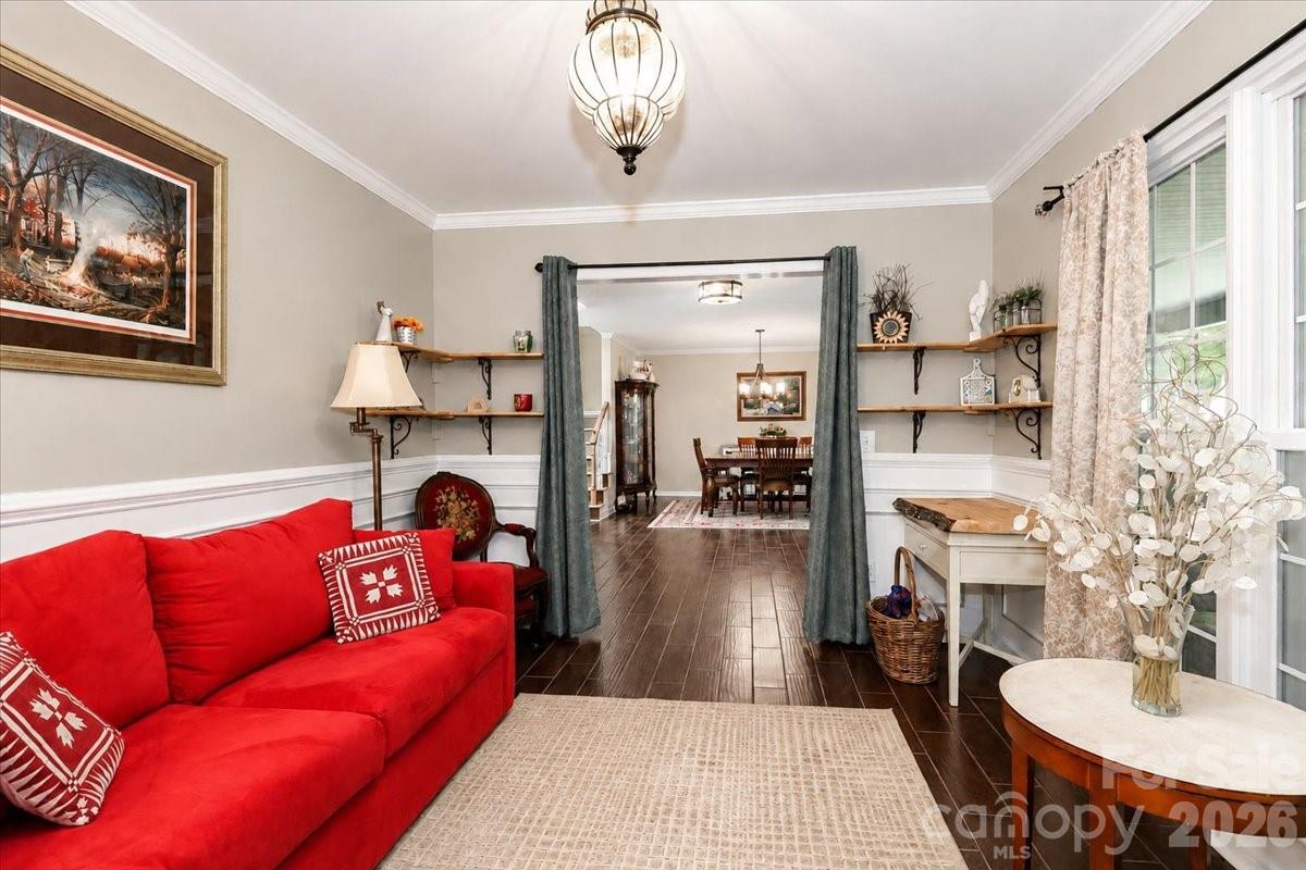 311 N Deerfield Circle Property Photo 8