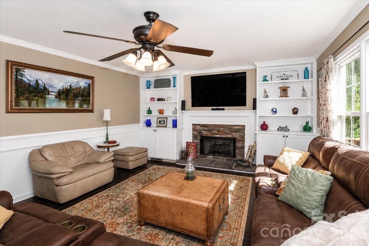 311 N Deerfield Circle Property Photo 10