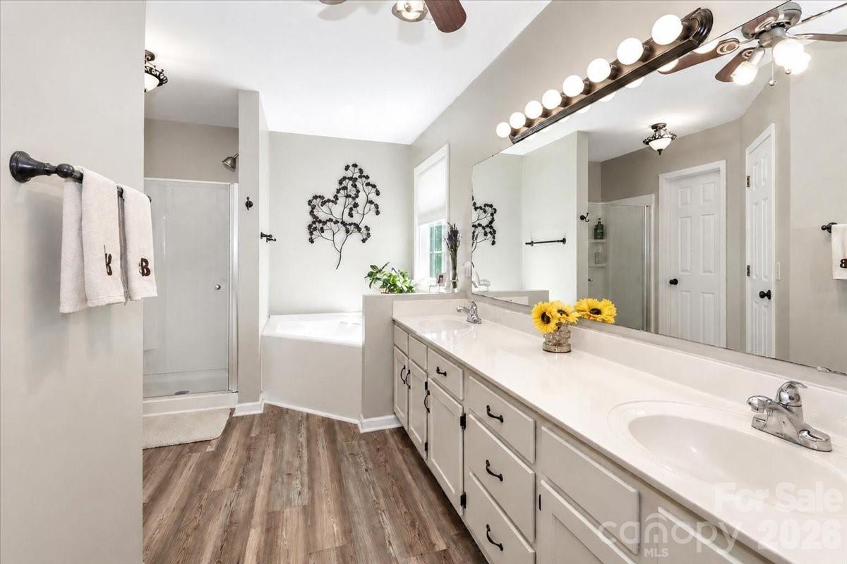 311 N Deerfield Circle Property Photo 24