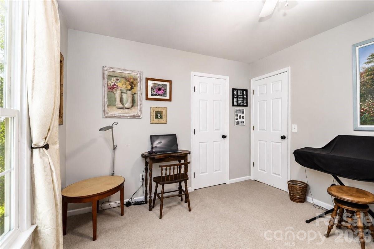 311 N Deerfield Circle Property Photo 28
