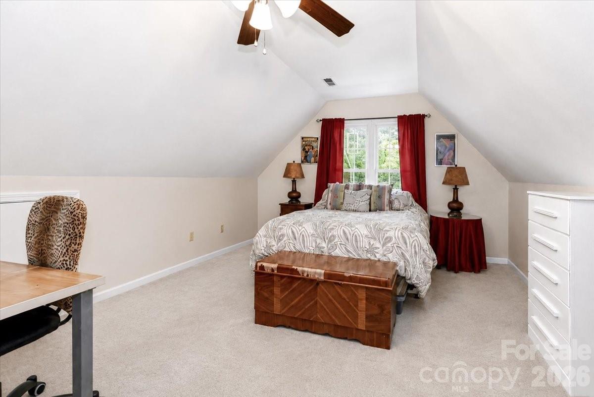 311 N Deerfield Circle Property Photo 29