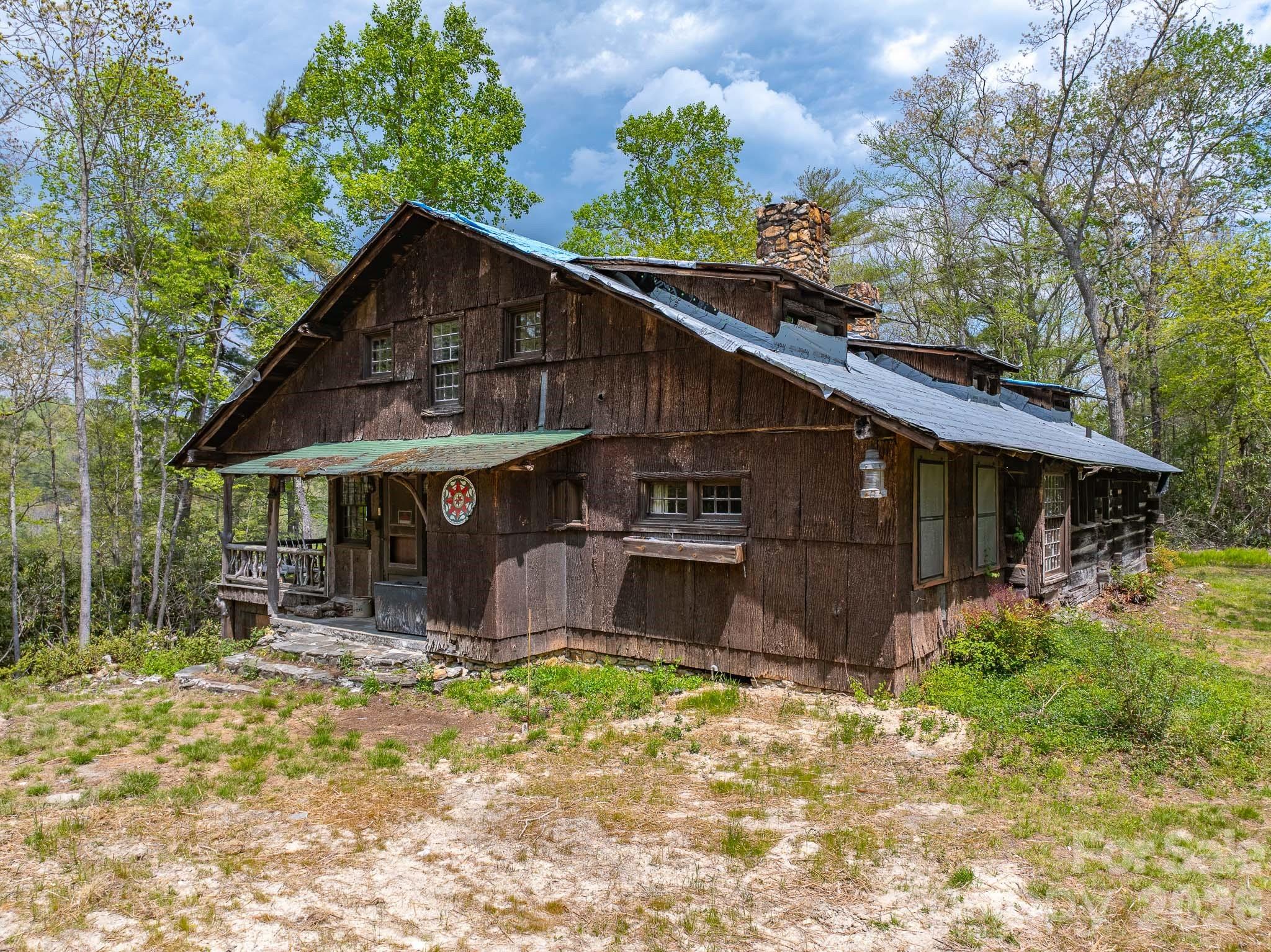 1971 Swiss Pine Lake Drive Property Photo 3