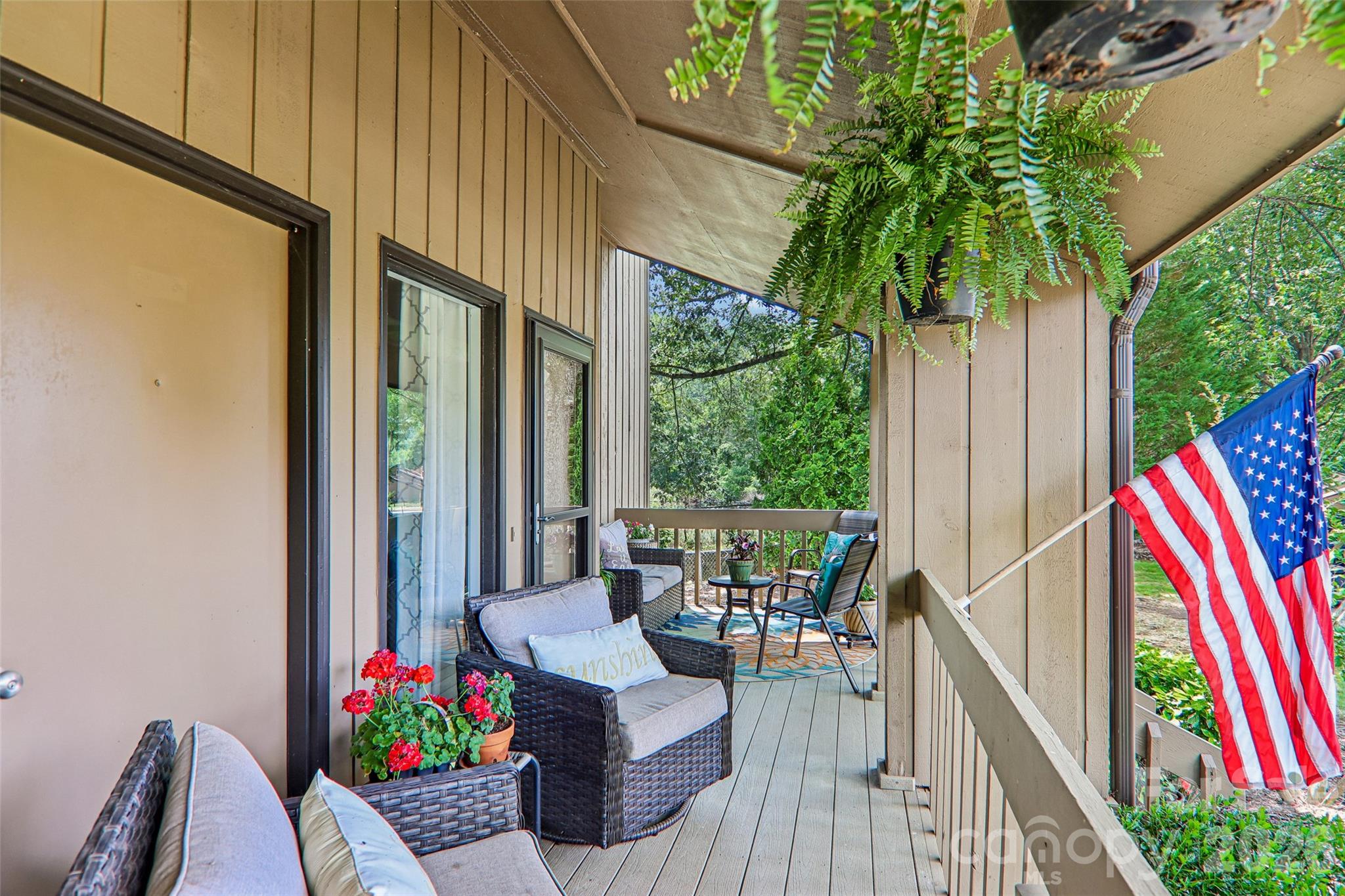 147 W Lake Drive 1206 Property Photo 18