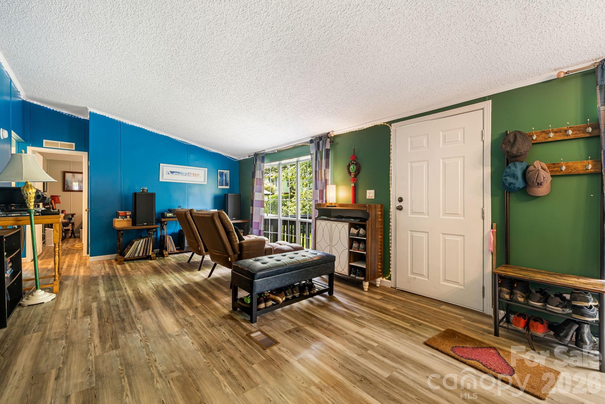 30 Sixth Street Property Photo 7