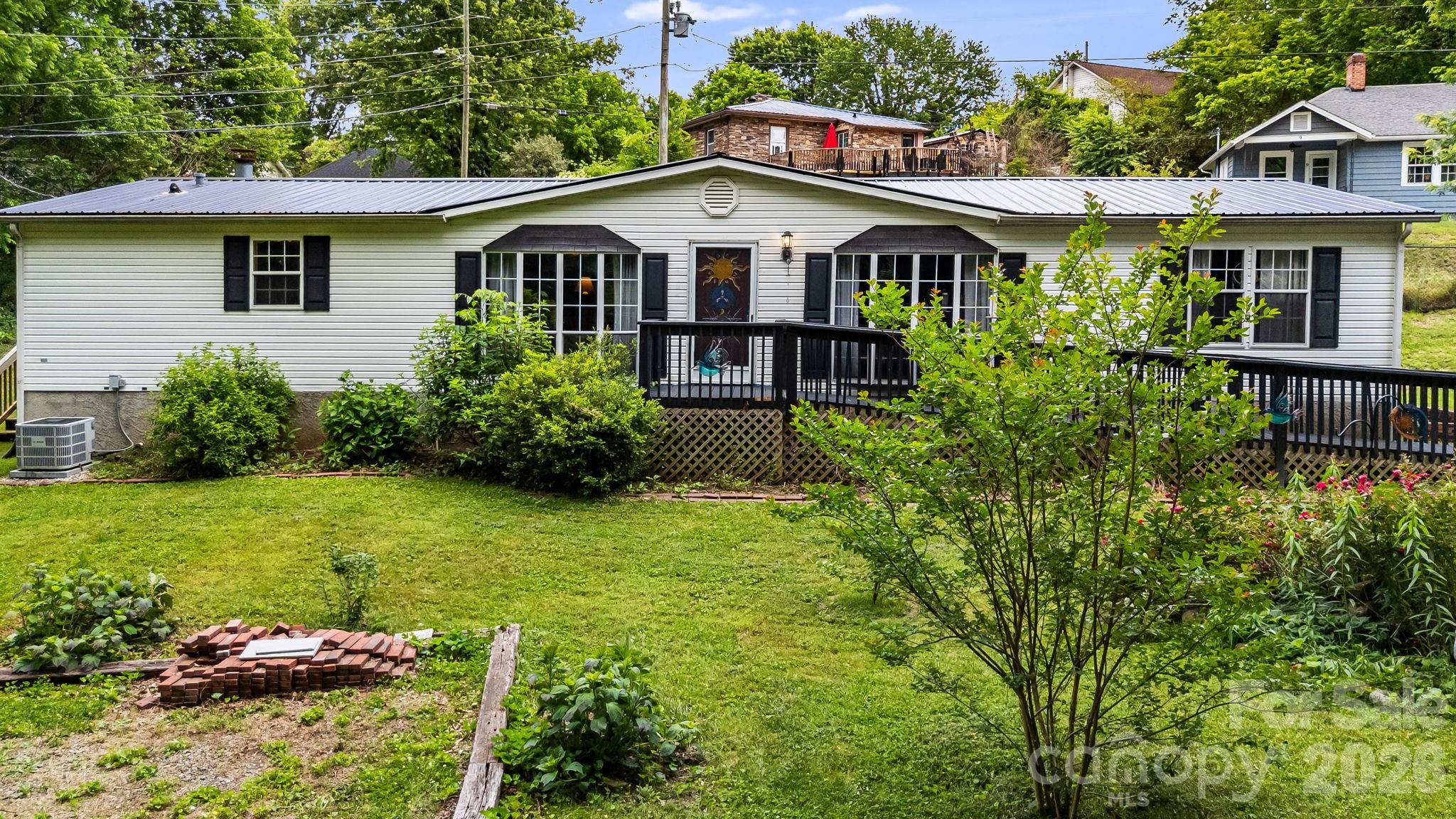 30 Sixth Street Property Photo 39