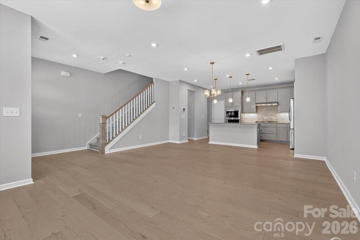 5940 Mantle Way Property Photo 8
