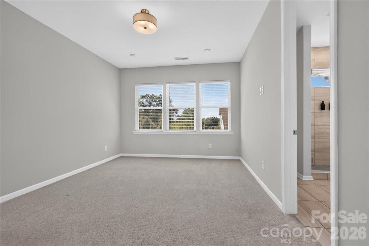 5940 Mantle Way Property Photo 13