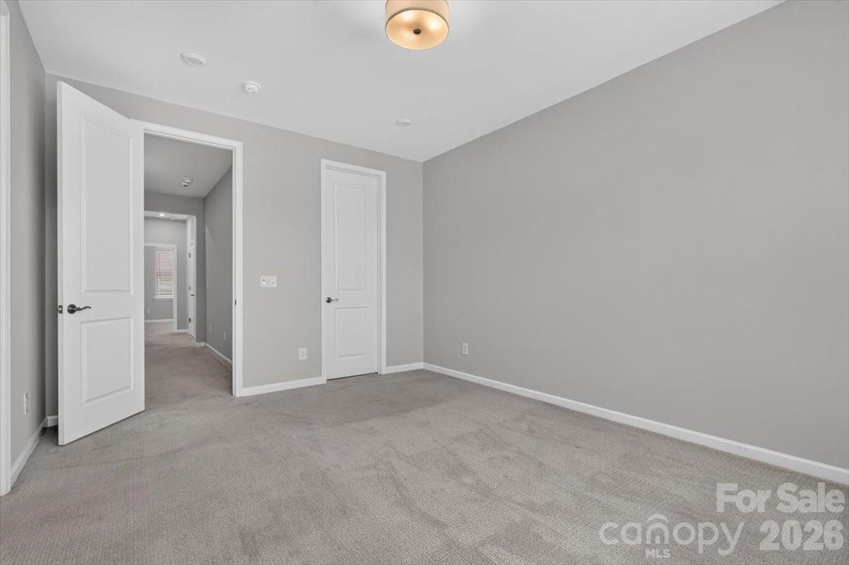 5940 Mantle Way Property Photo 18
