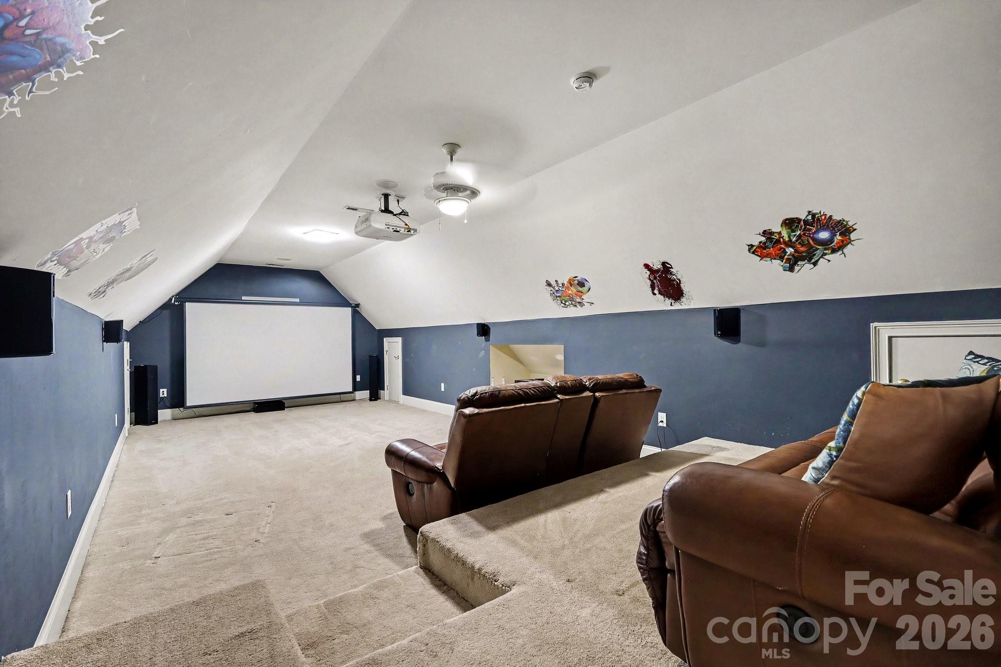 1009 Medinah Court Property Photo 25