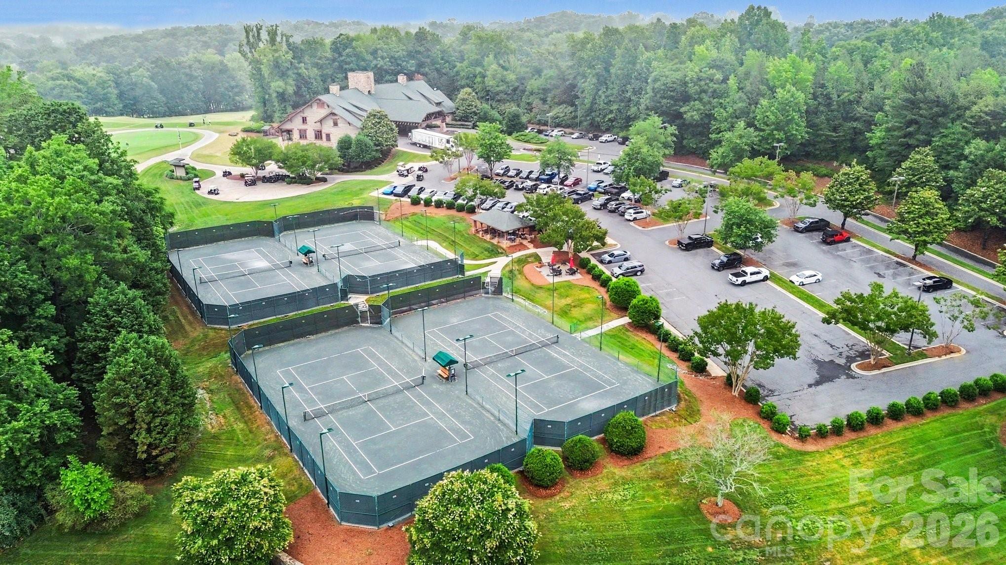 1009 Medinah Court Property Photo 40
