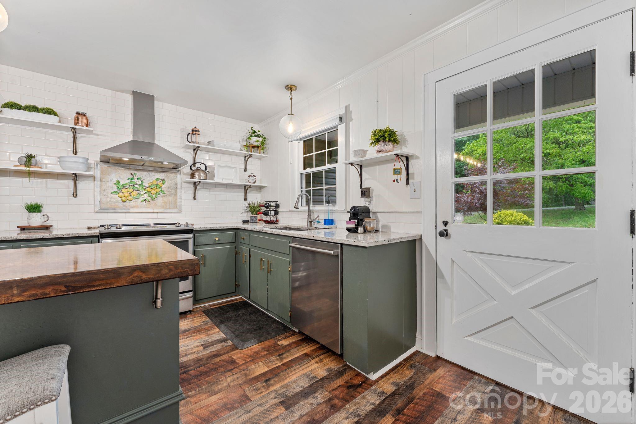 1014 Bramblewood Court Property Photo 11