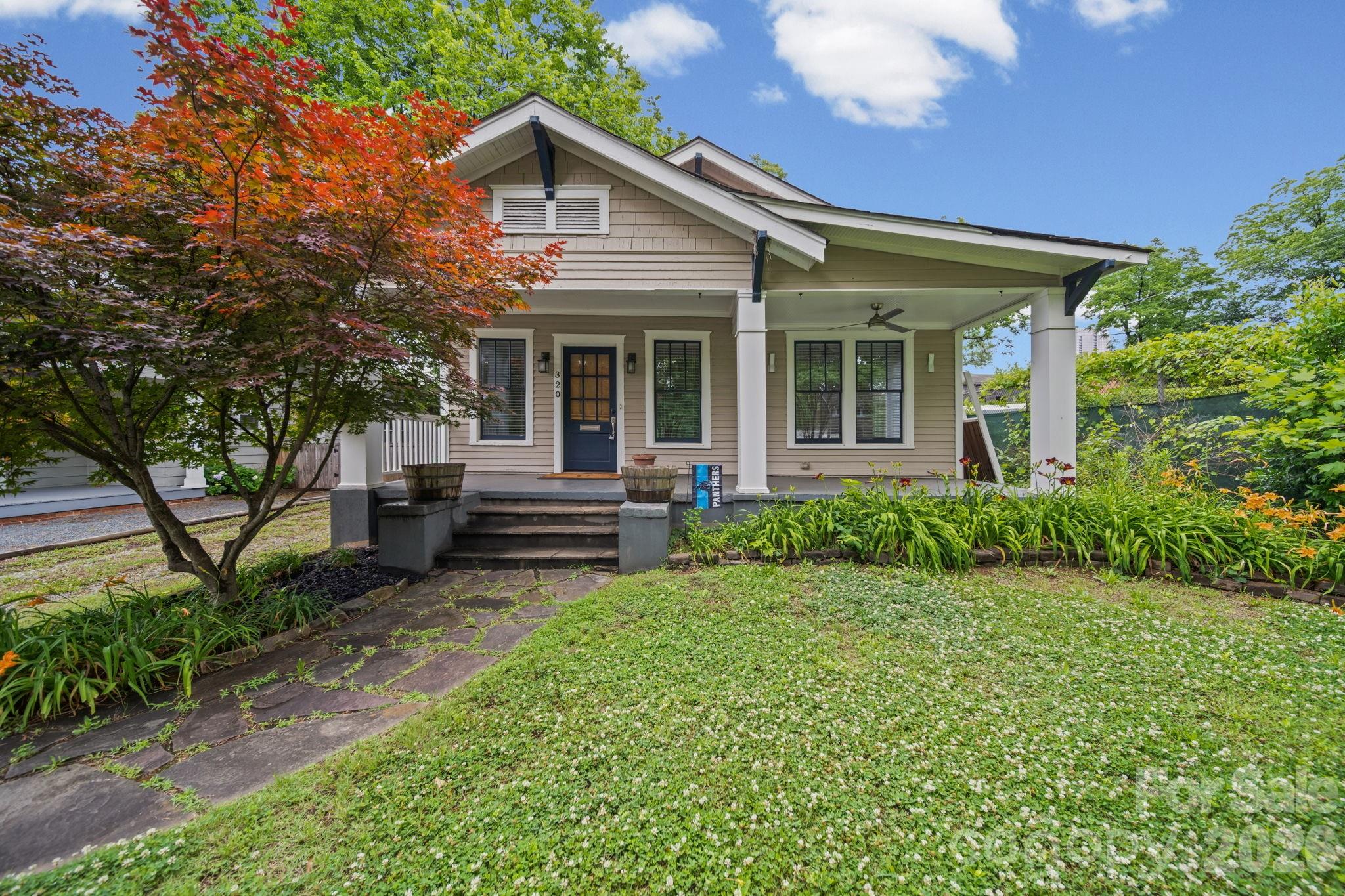 320 Westwood Avenue Property Photo 1
