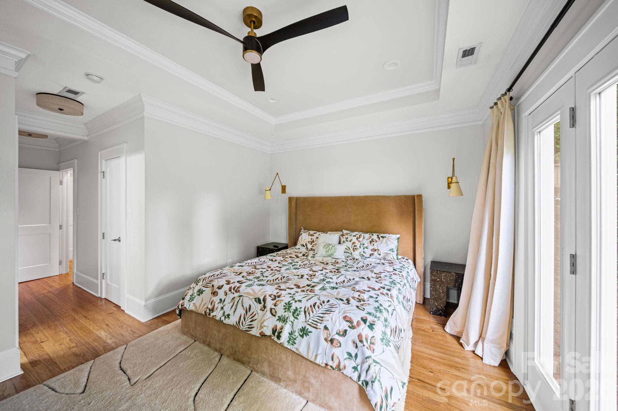 320 Westwood Avenue Property Photo 17