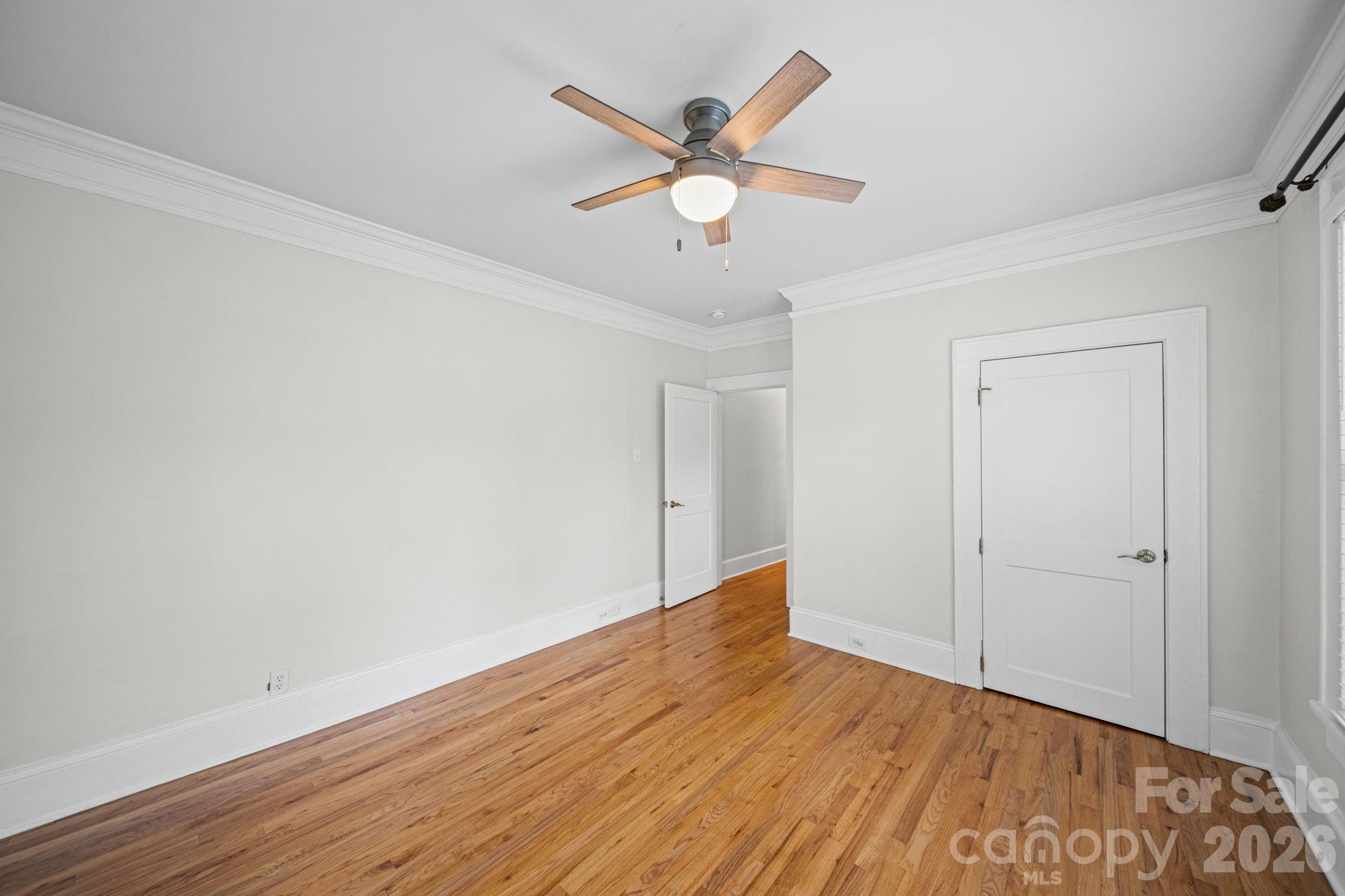 320 Westwood Avenue Property Photo 20