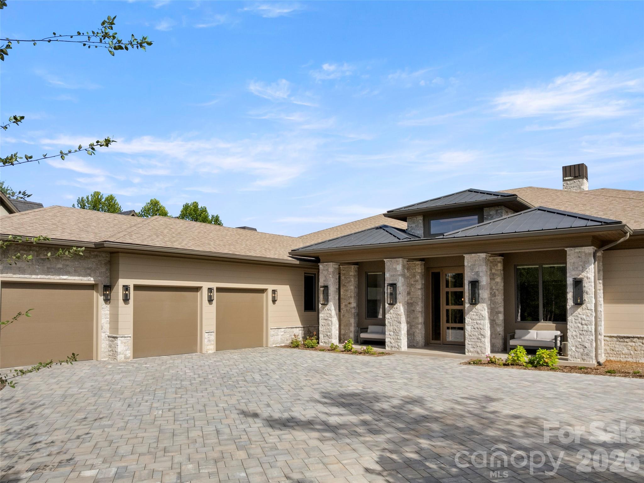 60 Walnut Valley Parkway Property Photo 2