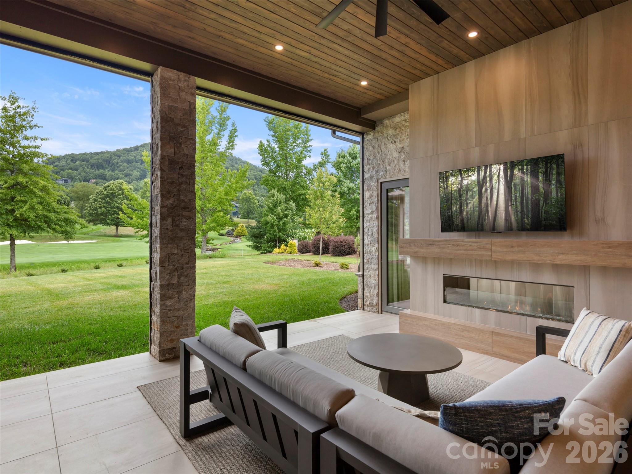 60 Walnut Valley Parkway Property Photo 33