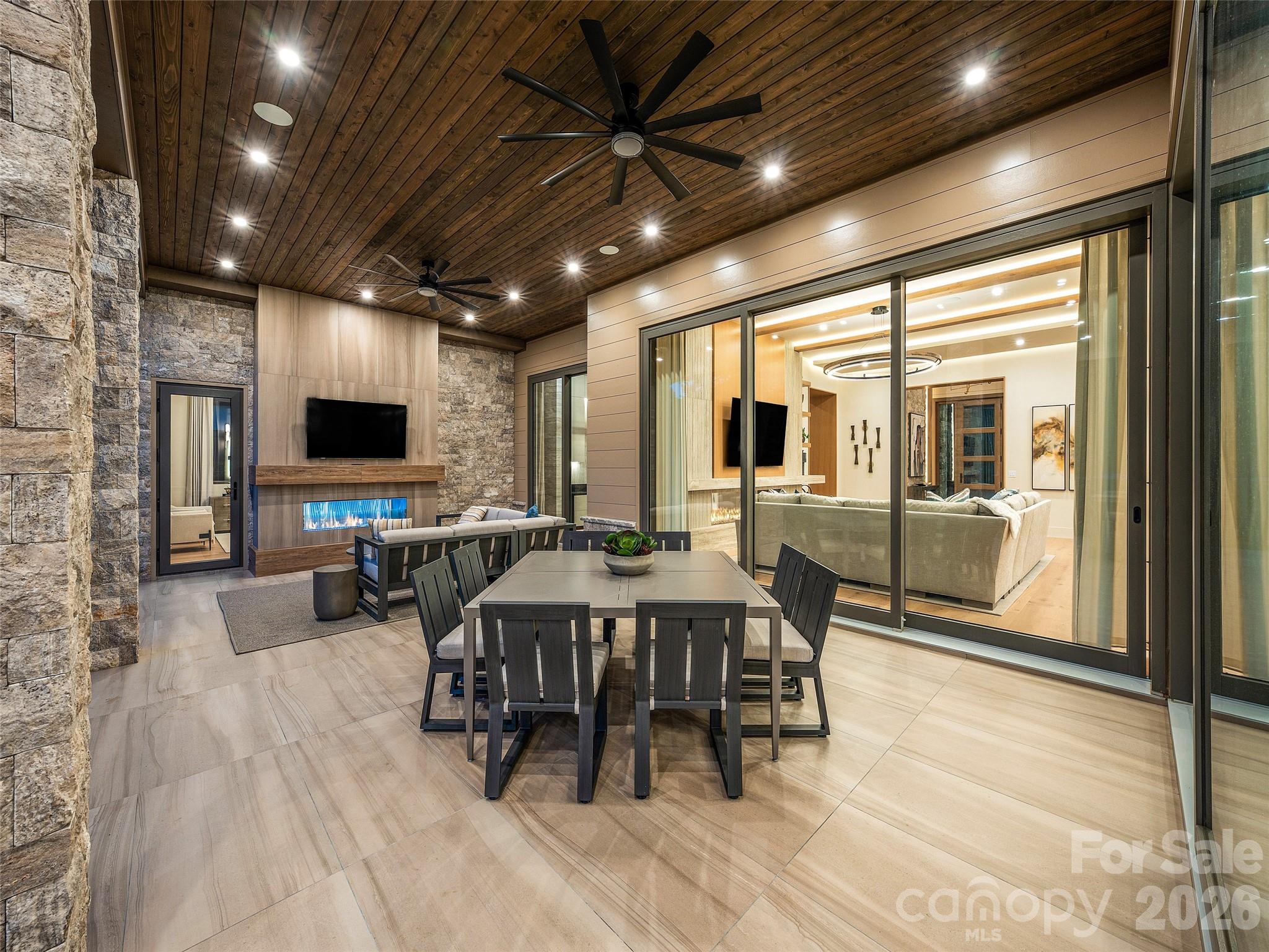 60 Walnut Valley Parkway Property Photo 40