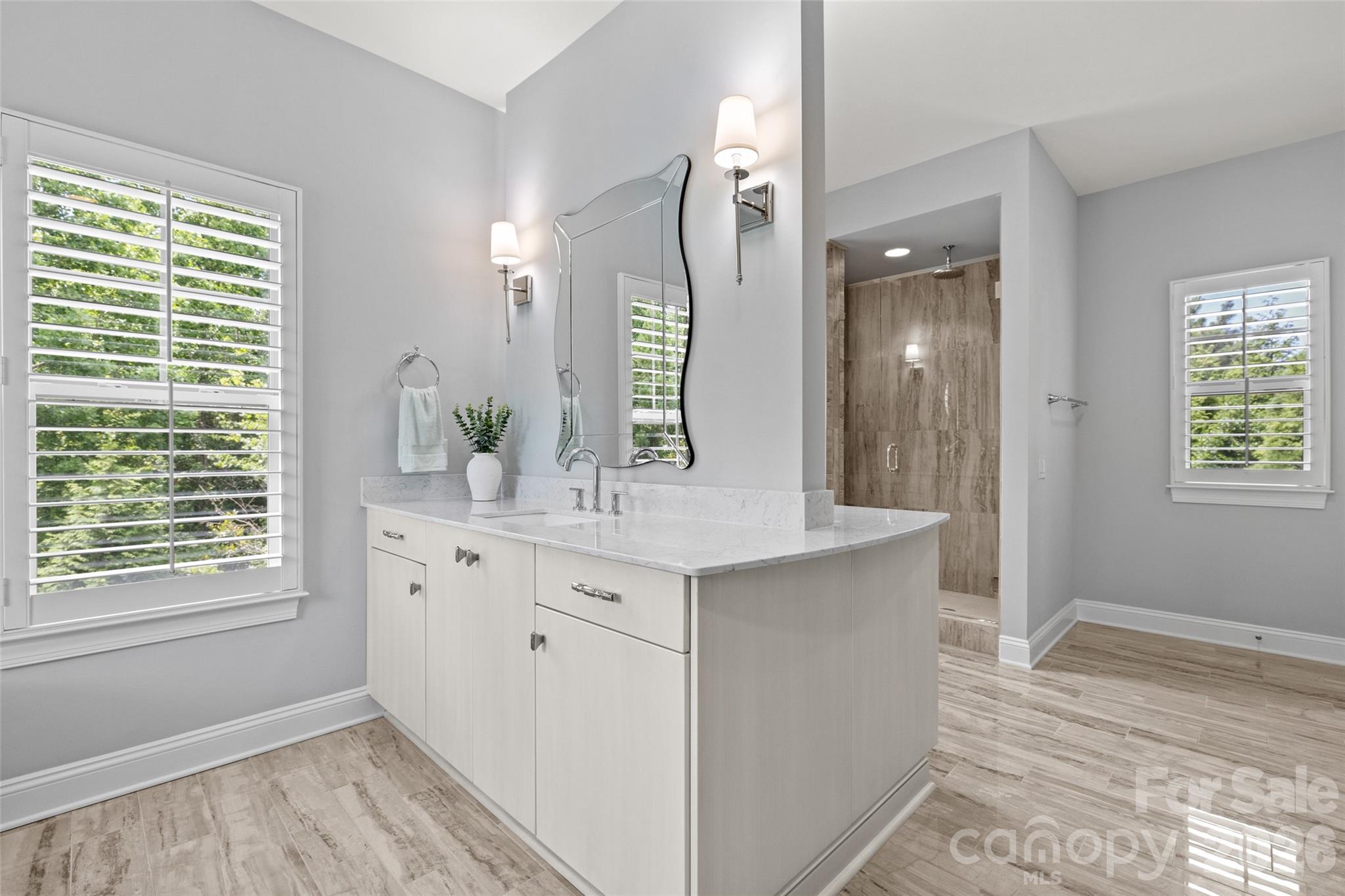 8703 Deakin Court Property Photo 18