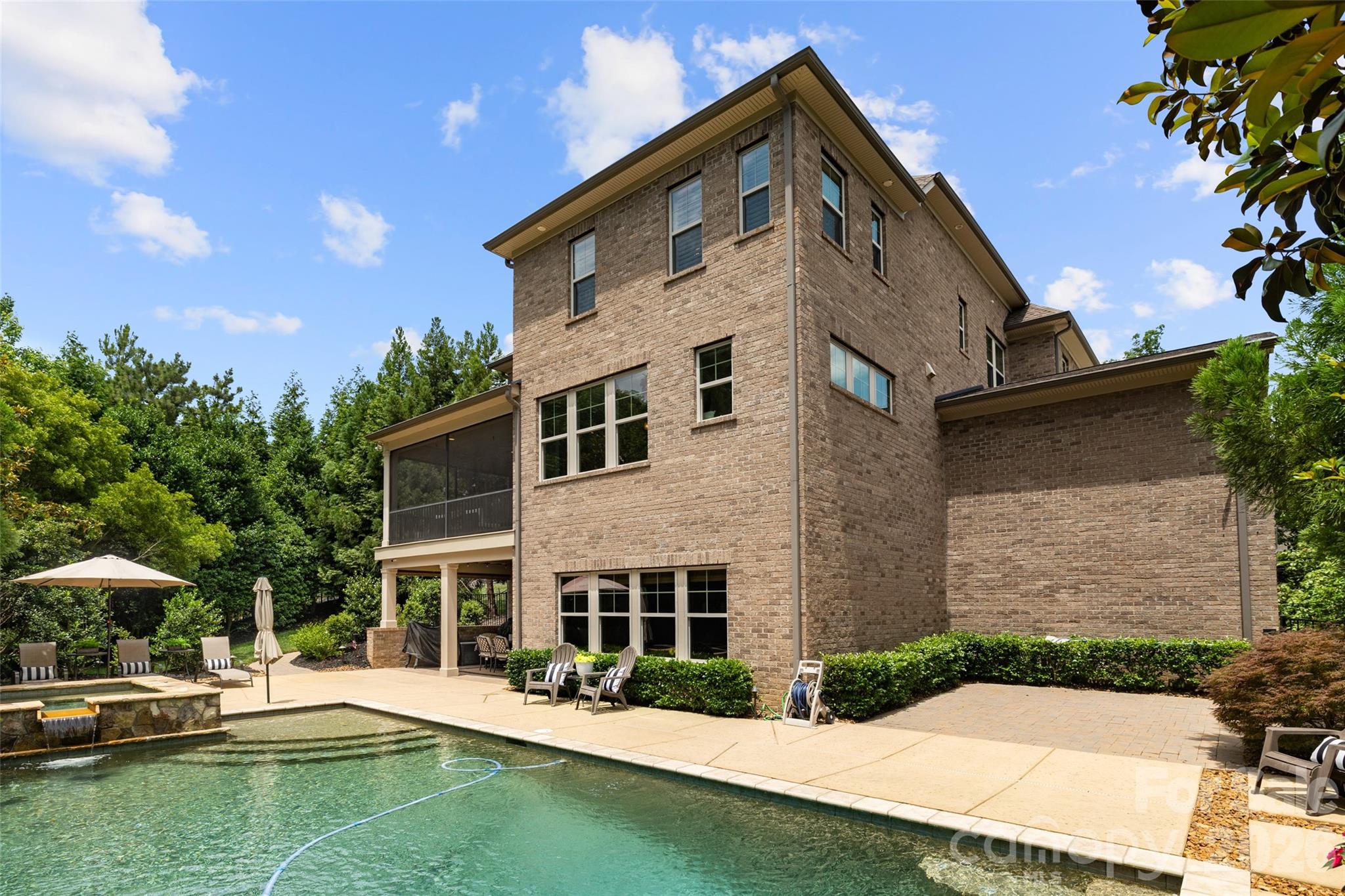 8703 Deakin Court Property Photo 40