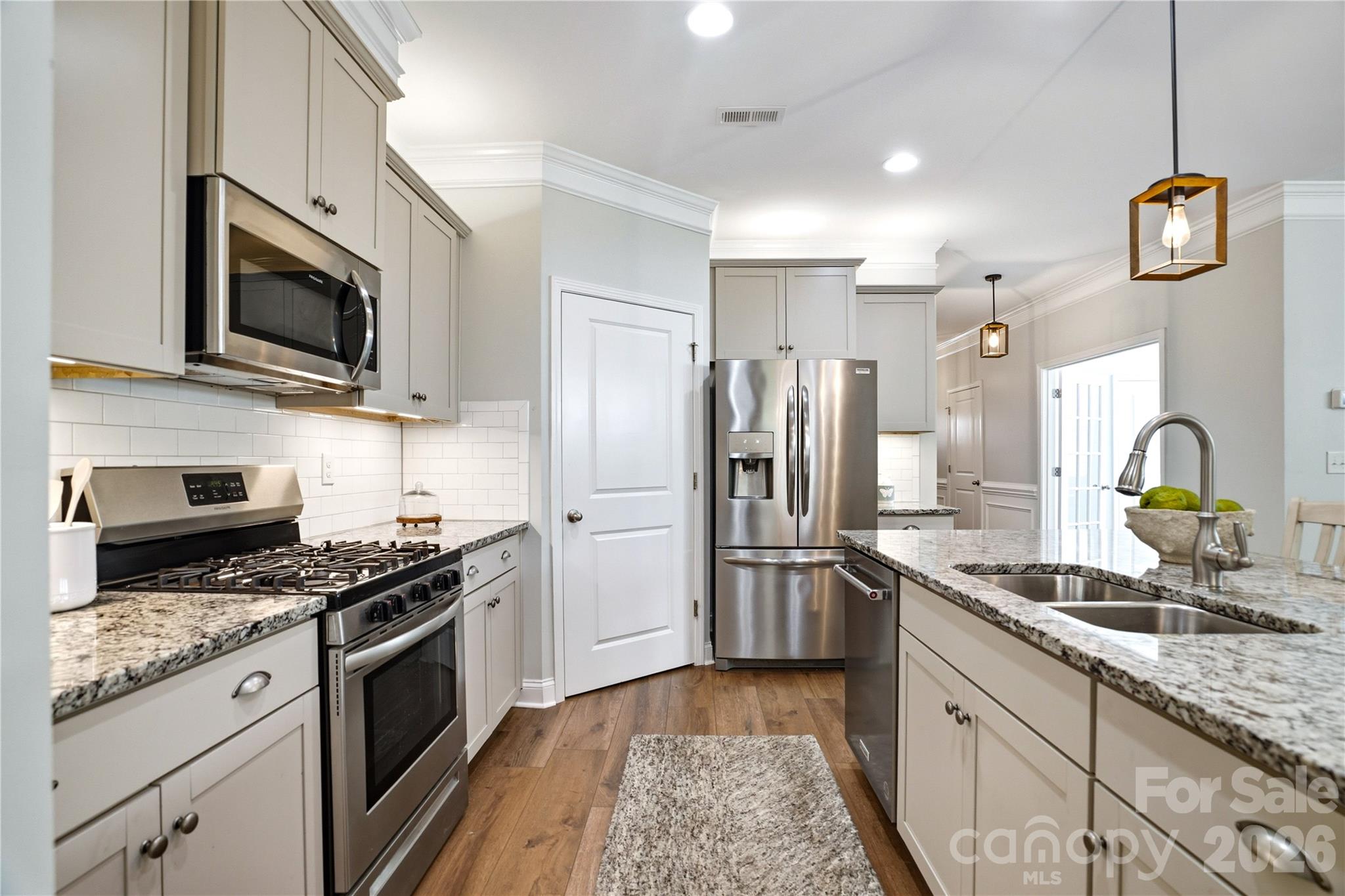 2274 Seagull Drive Property Photo 2