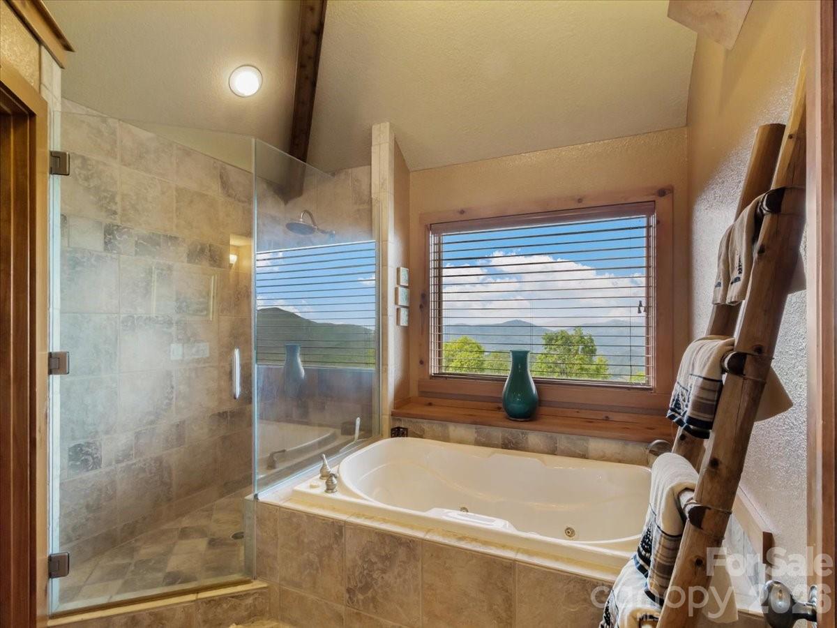 373 Rhododendron Lane Property Photo 28