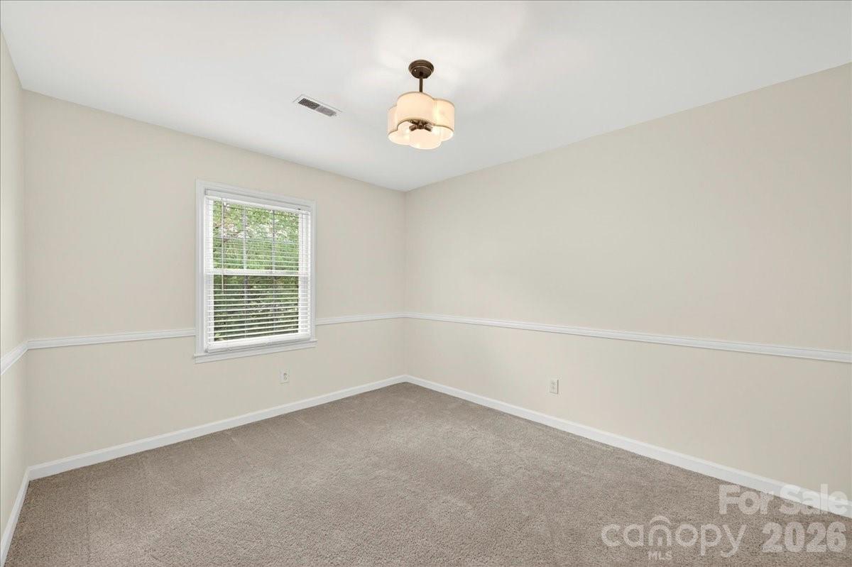 6724 Constitution Lane Property Photo 15