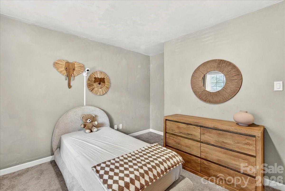 6724 Constitution Lane Property Photo 17