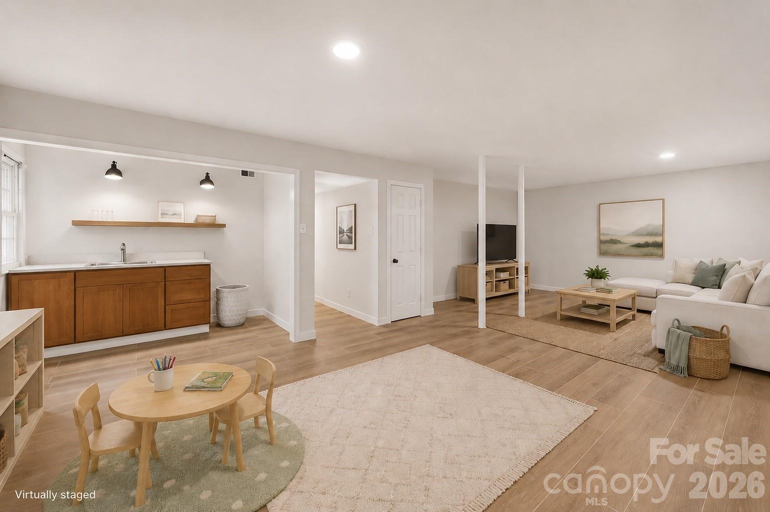6724 Constitution Lane Property Photo 23