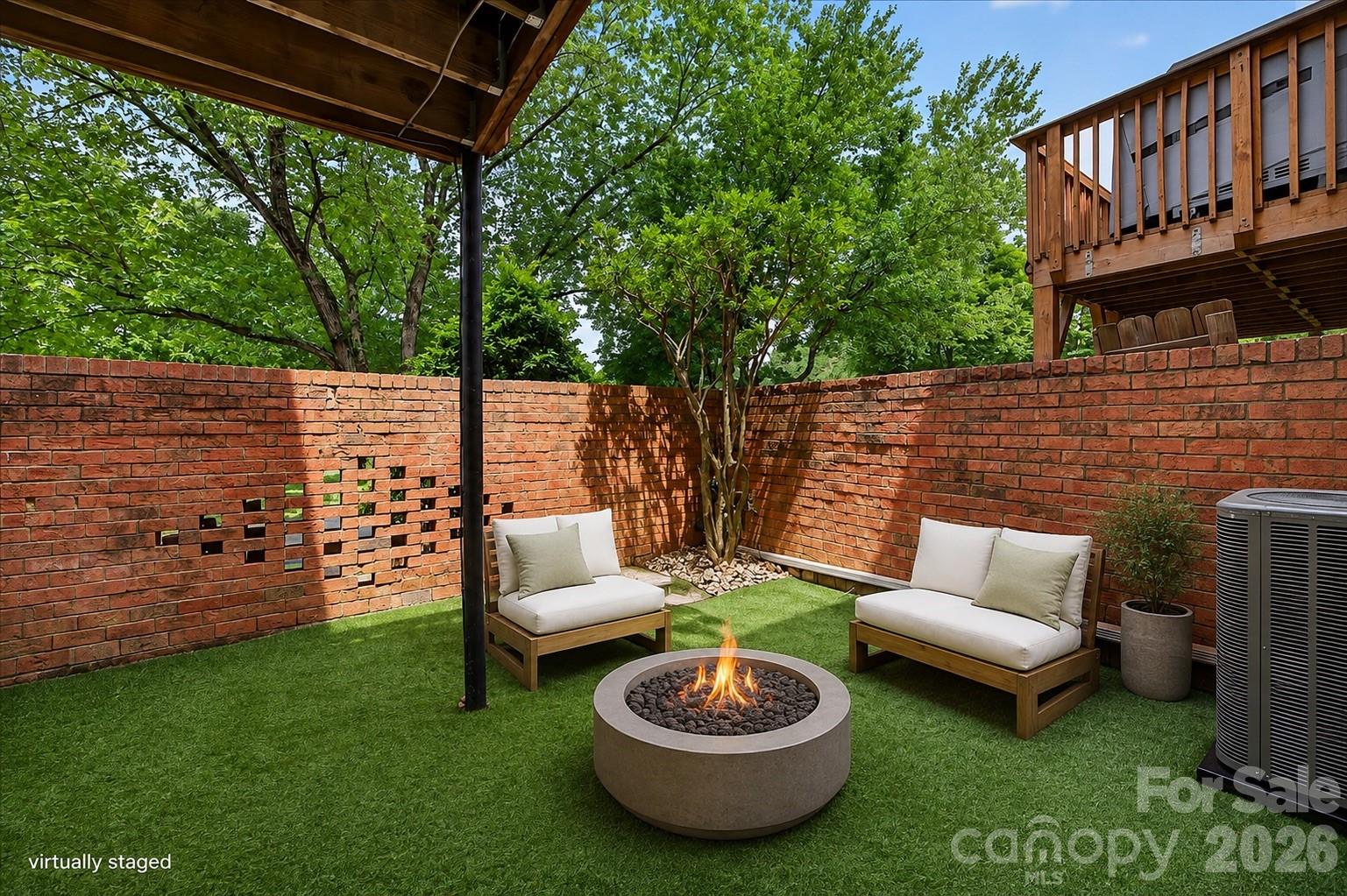 6724 Constitution Lane Property Photo 27
