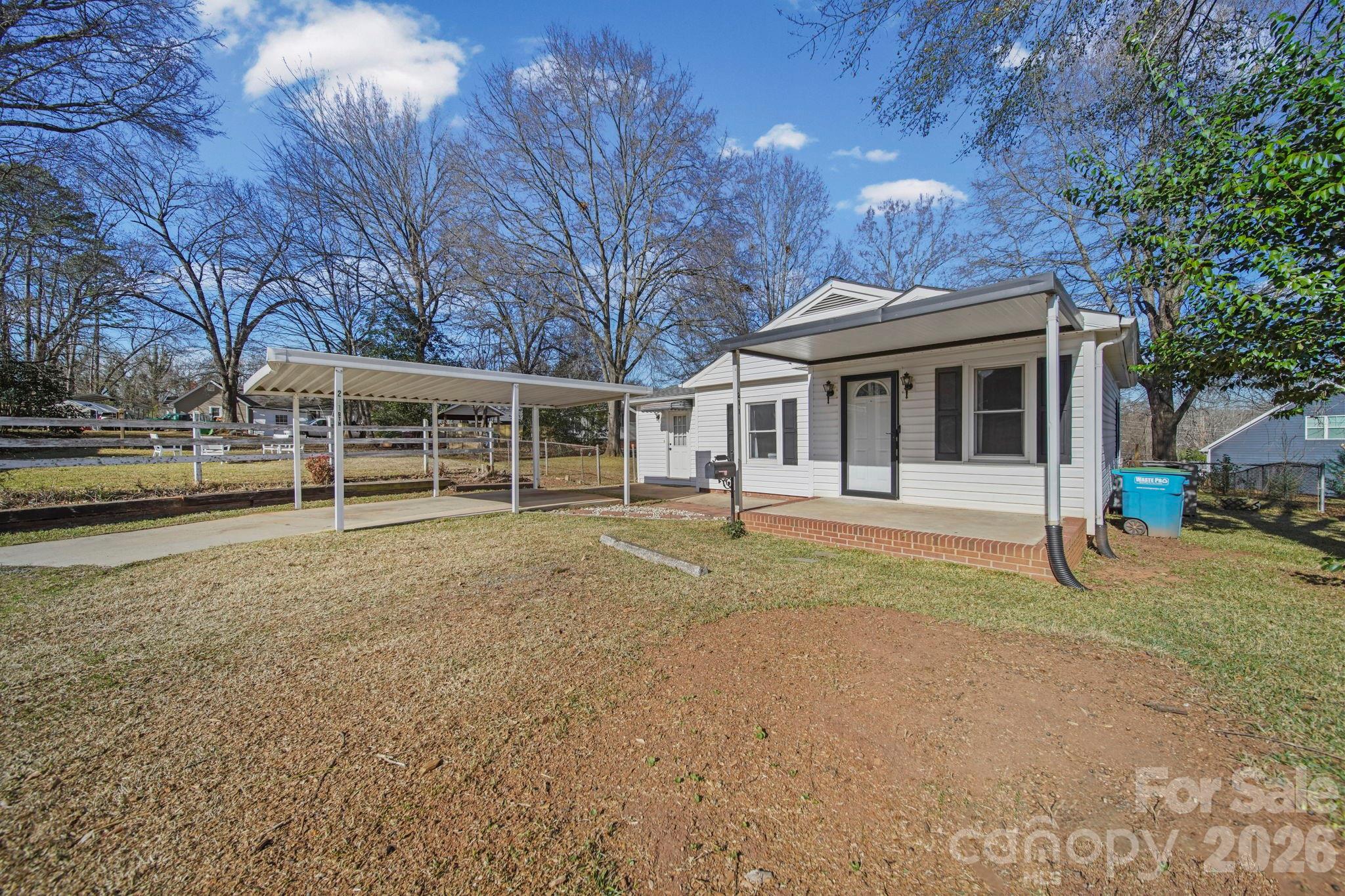 211 9th Street Property Photo 4