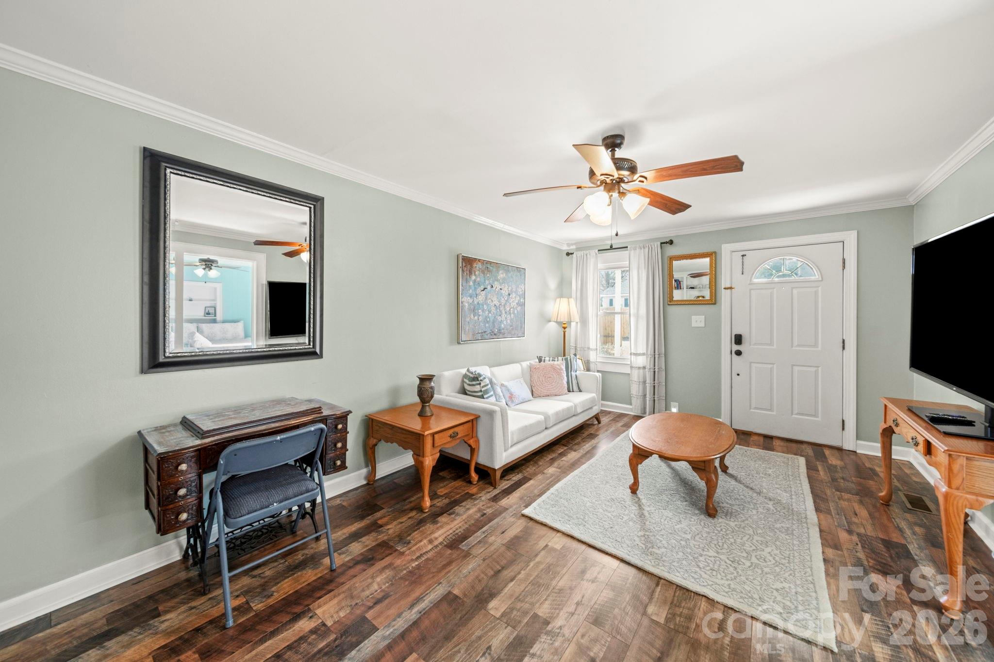 211 9th Street Property Photo 12
