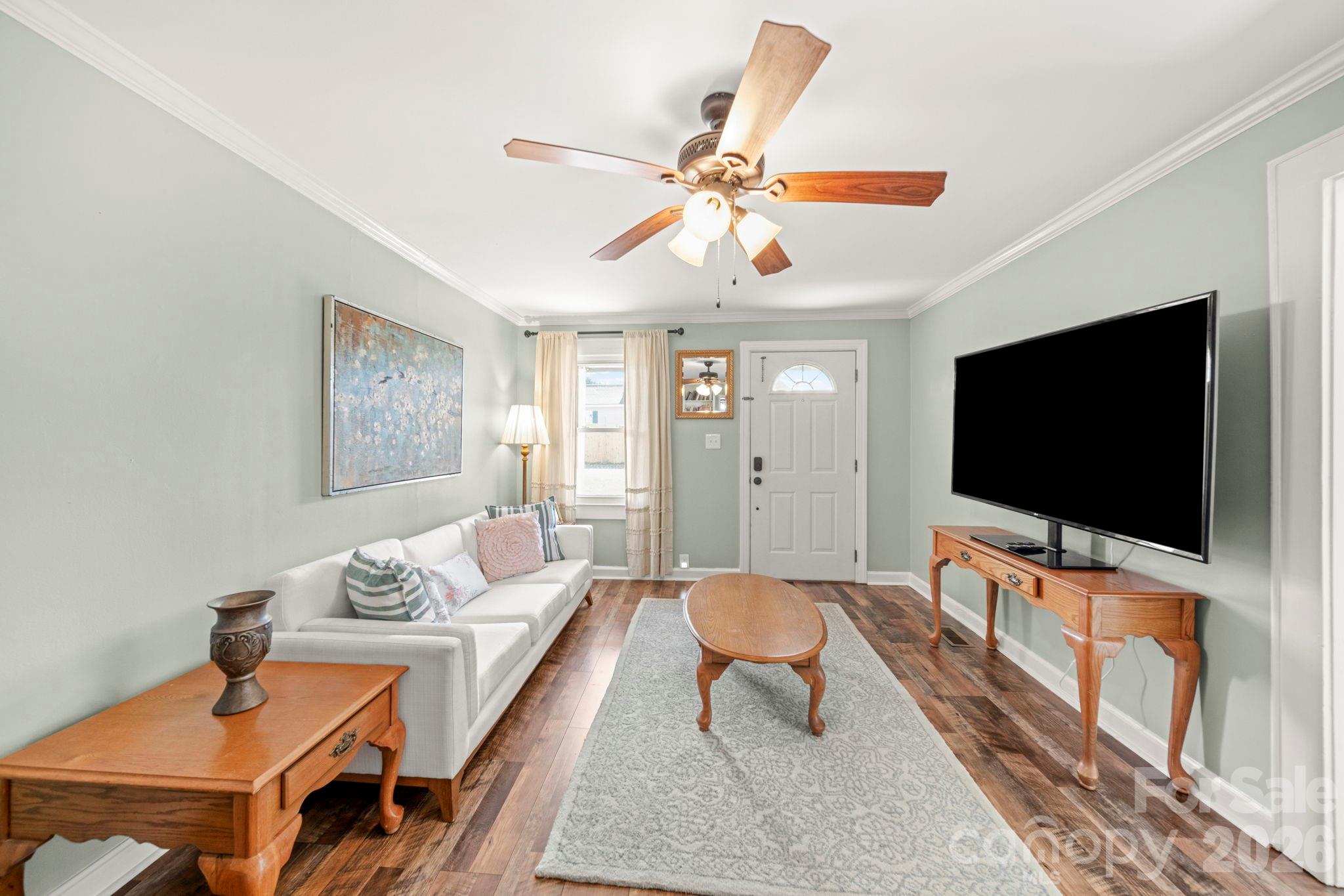 211 9th Street Property Photo 13