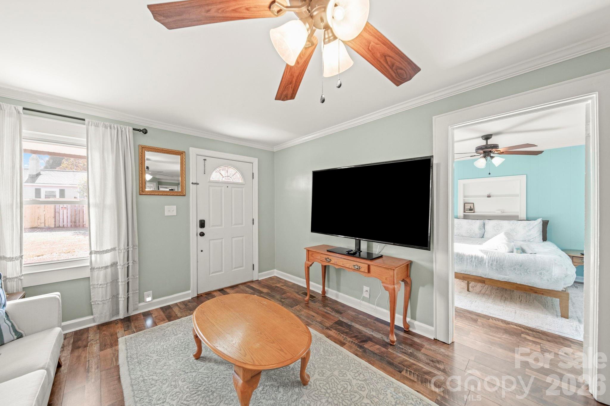 211 9th Street Property Photo 14