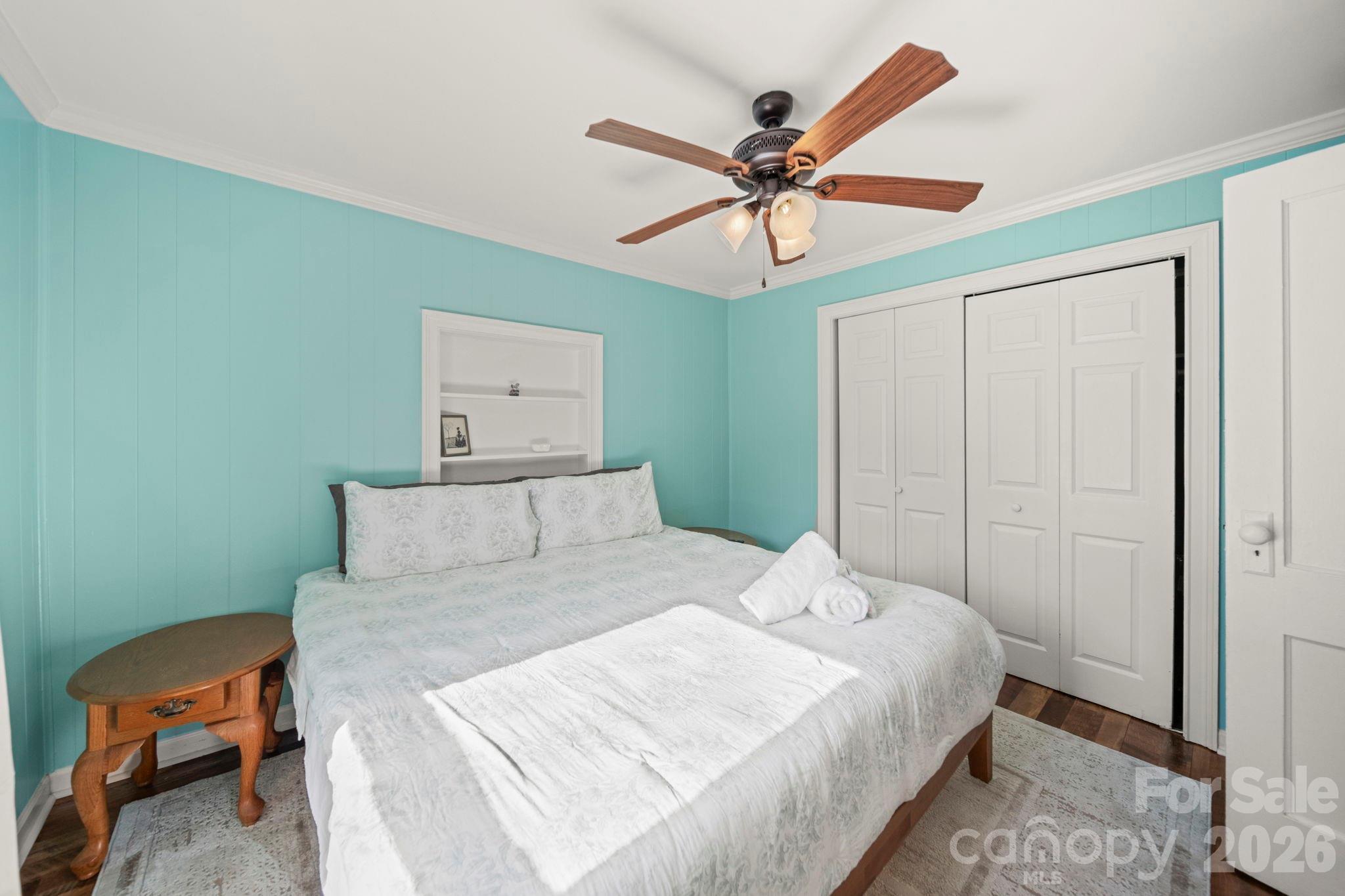 211 9th Street Property Photo 15