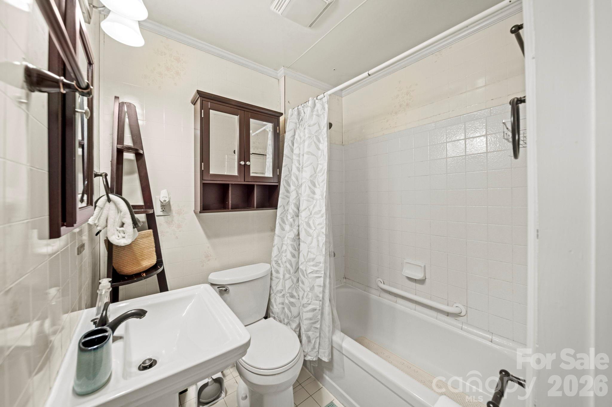 211 9th Street Property Photo 22