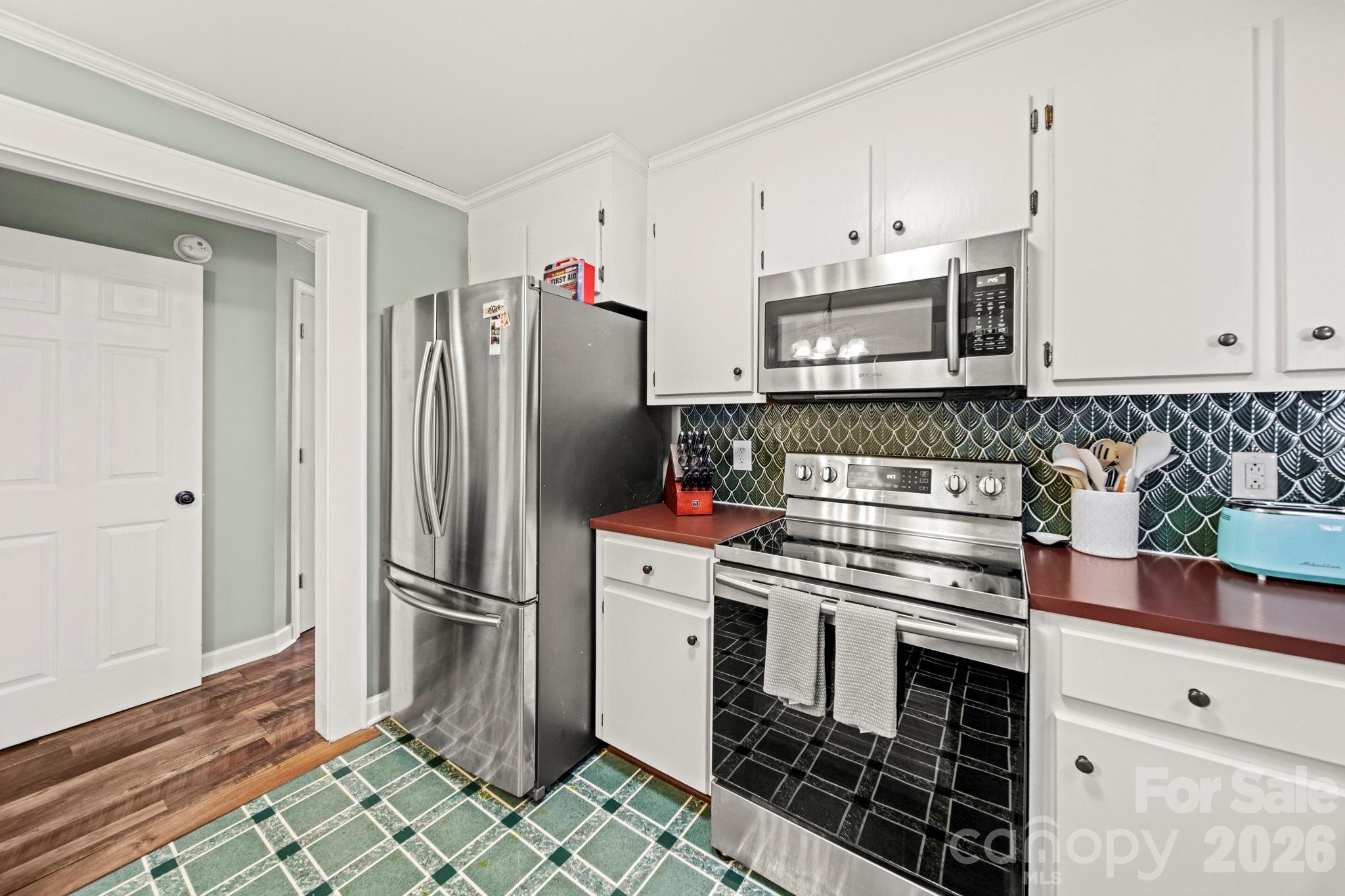 211 9th Street Property Photo 38