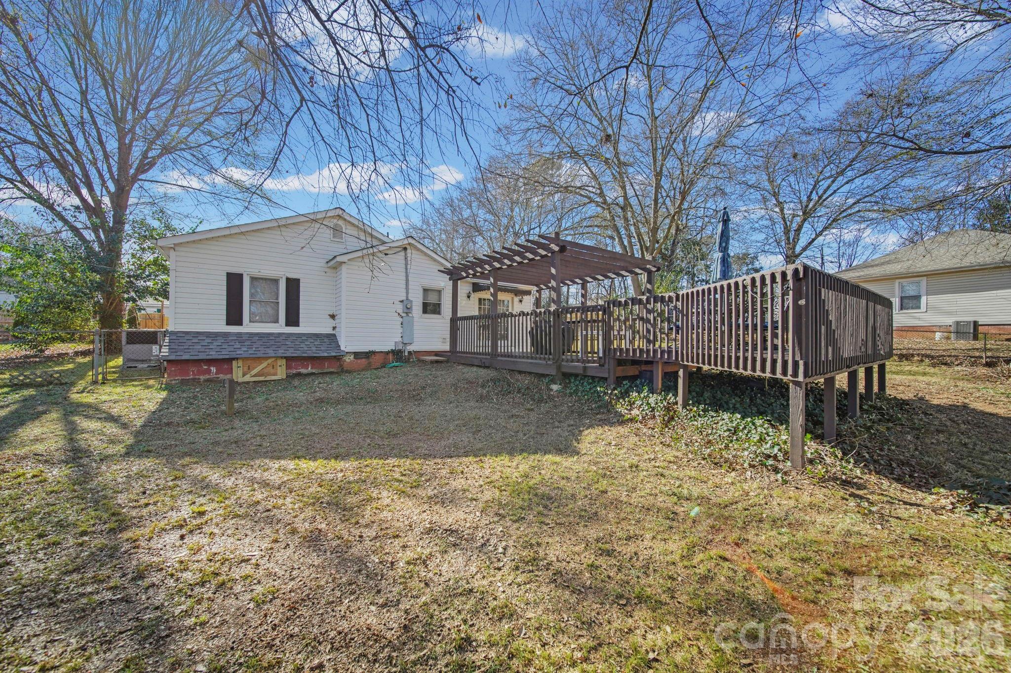 211 9th Street Property Photo 44