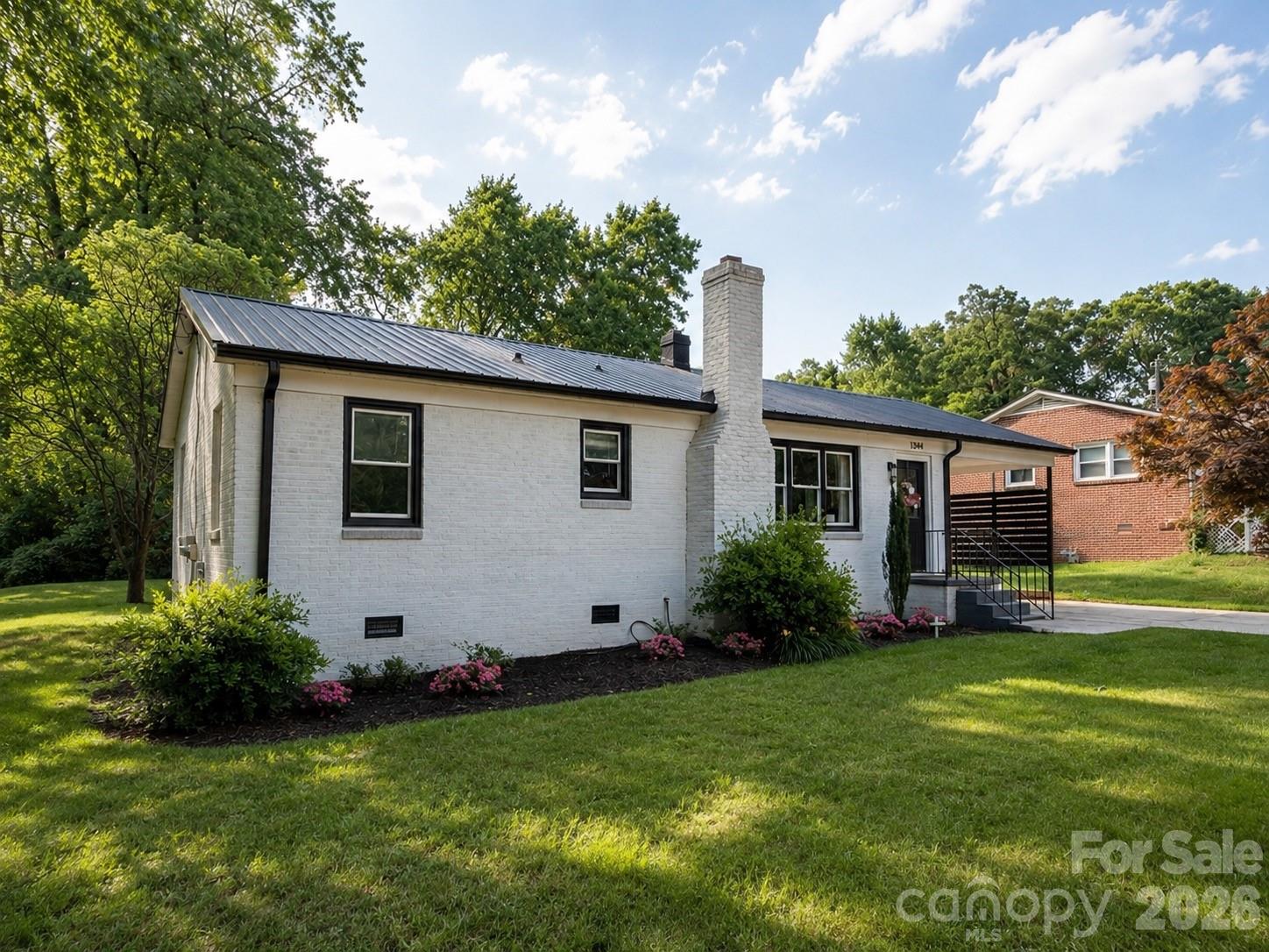 1344 12th Avenue Property Photo 2