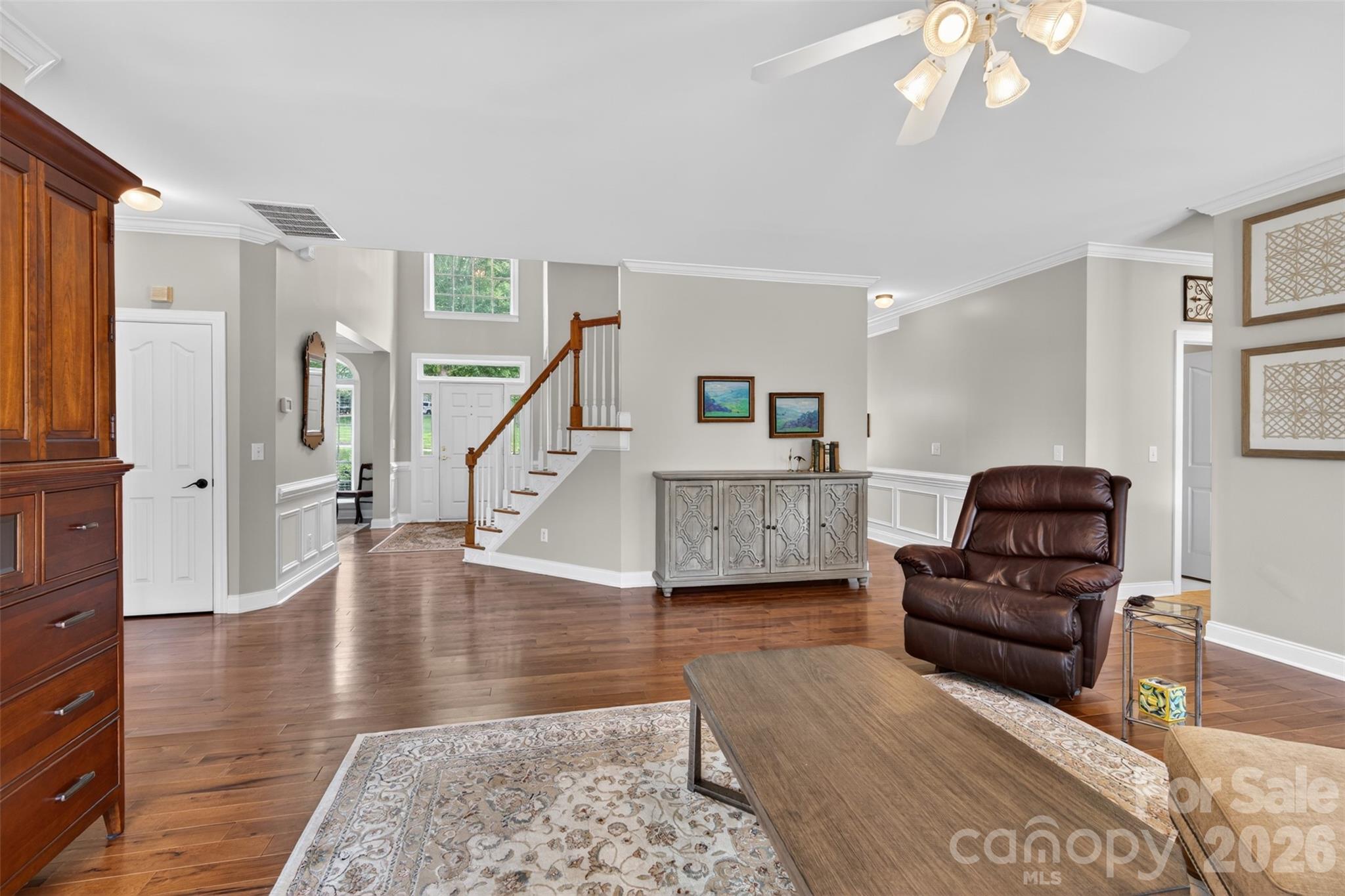 1900 Crestgate Drive 33c Property Photo 17