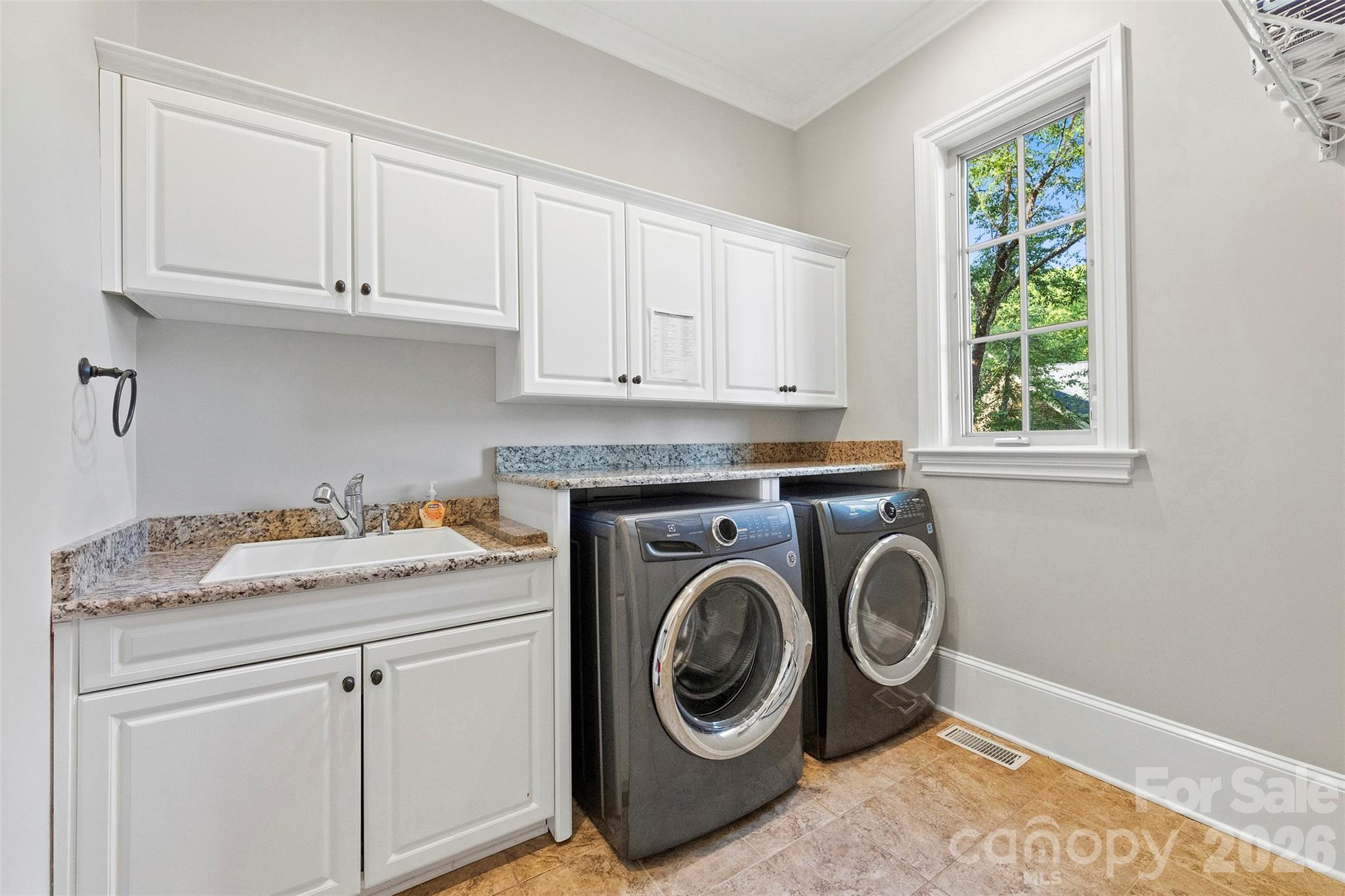 208 Tinkham Trail Property Photo 18