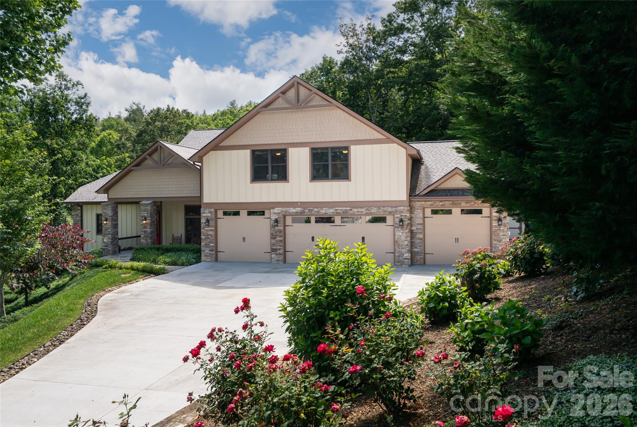 145 Glen Trillium Drive Property Photo