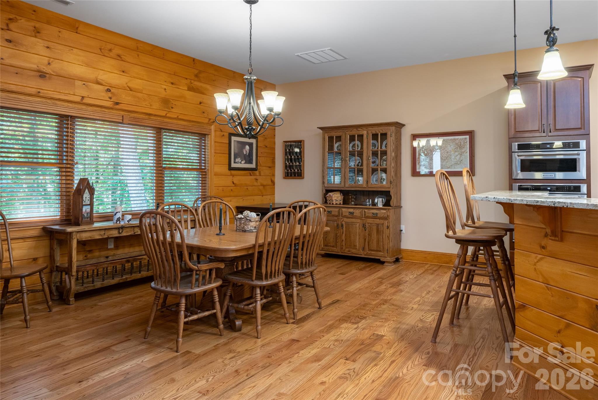 145 Glen Trillium Drive Property Photo 17