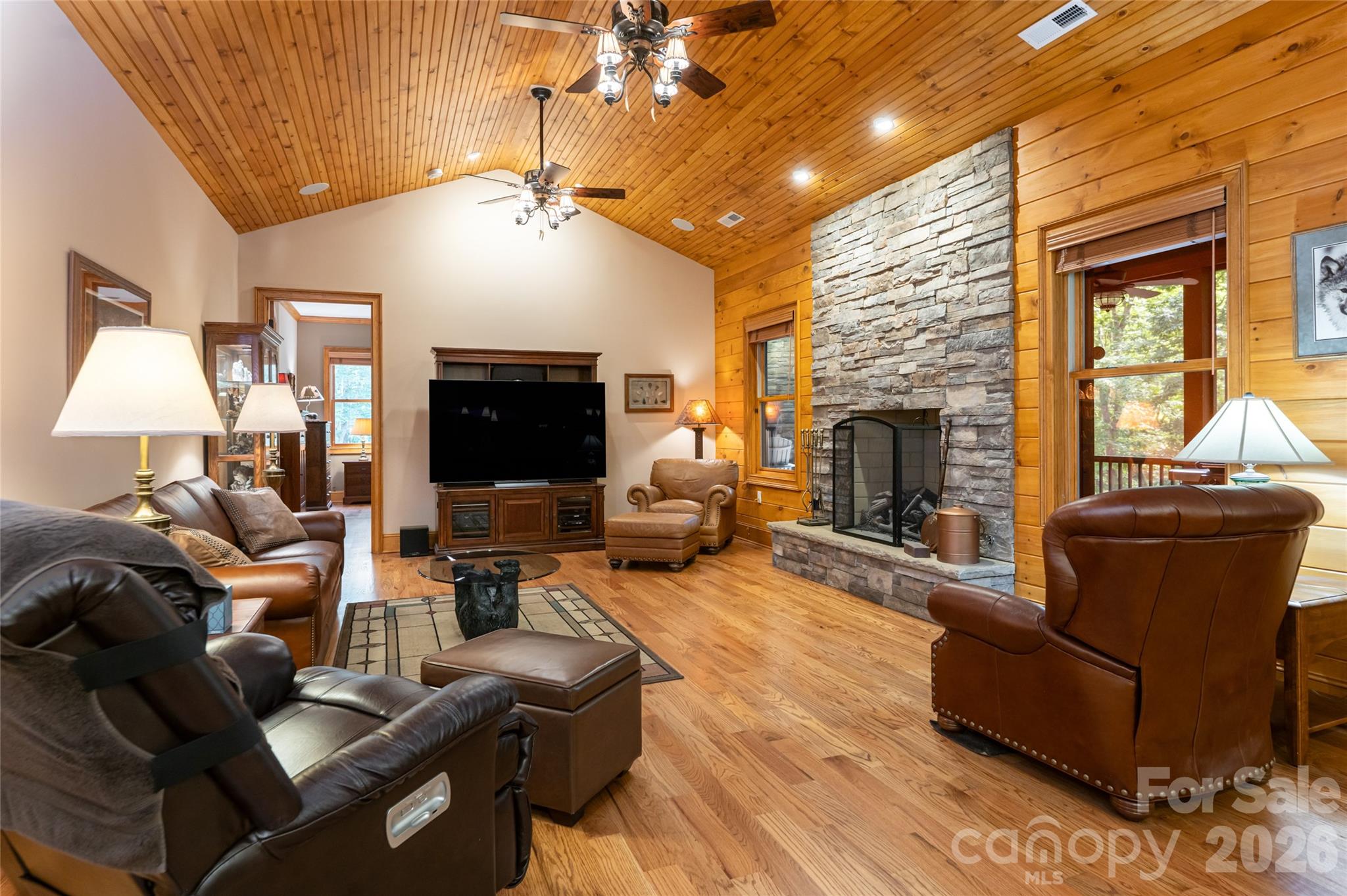 145 Glen Trillium Drive Property Photo 20