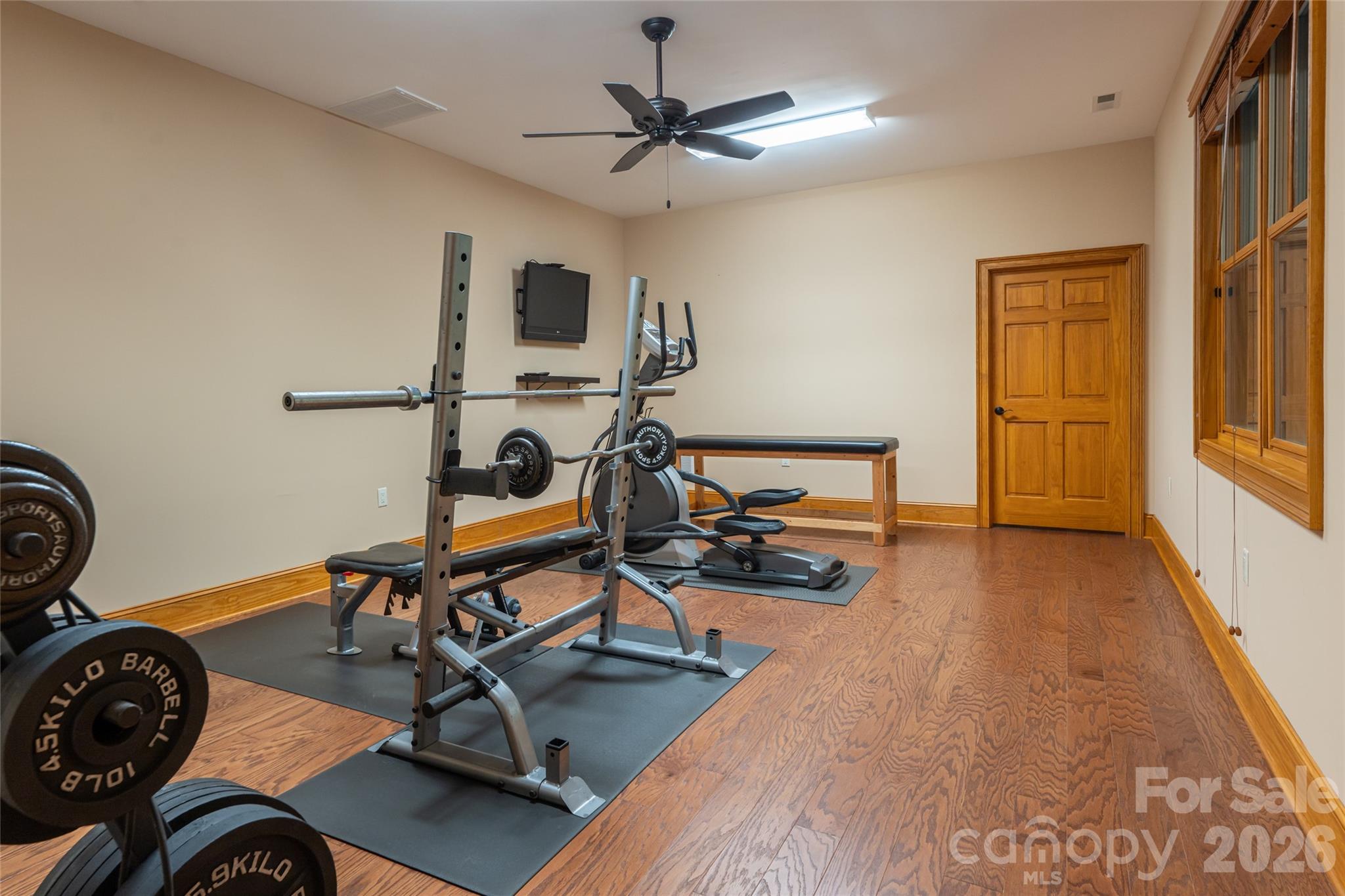 145 Glen Trillium Drive Property Photo 38