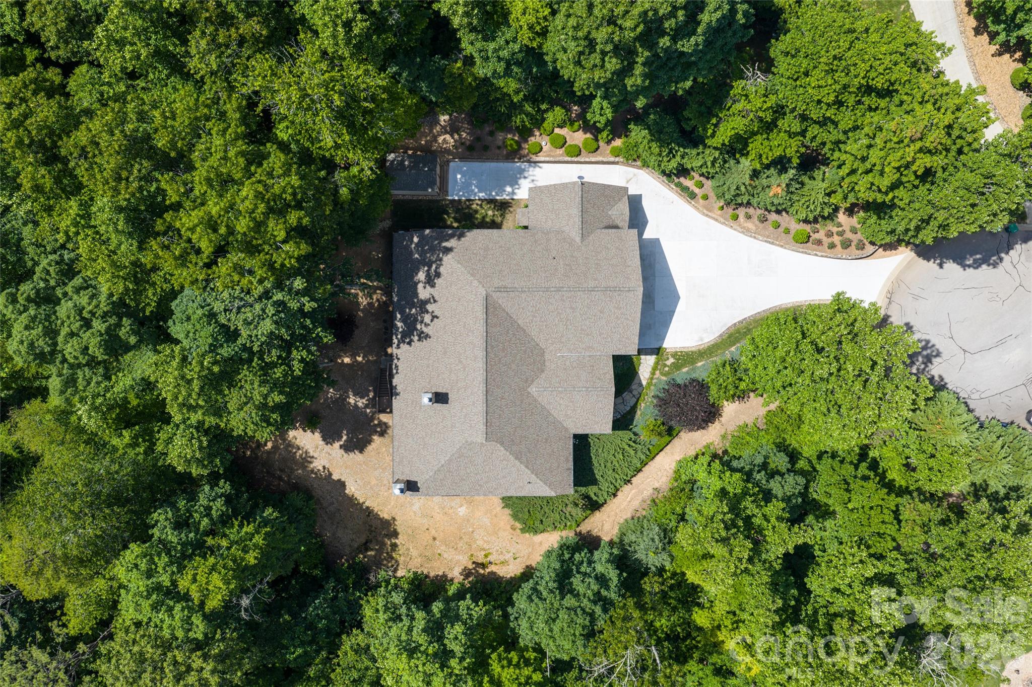 145 Glen Trillium Drive Property Photo 47