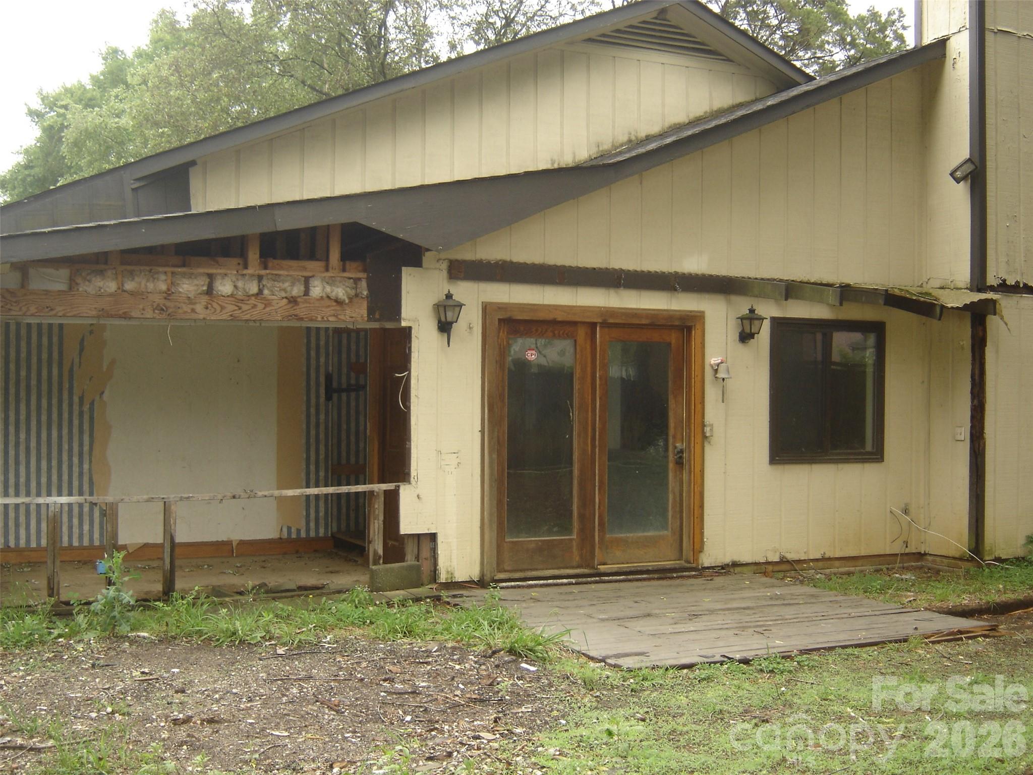 11832 Moonridge Drive Property Photo 6