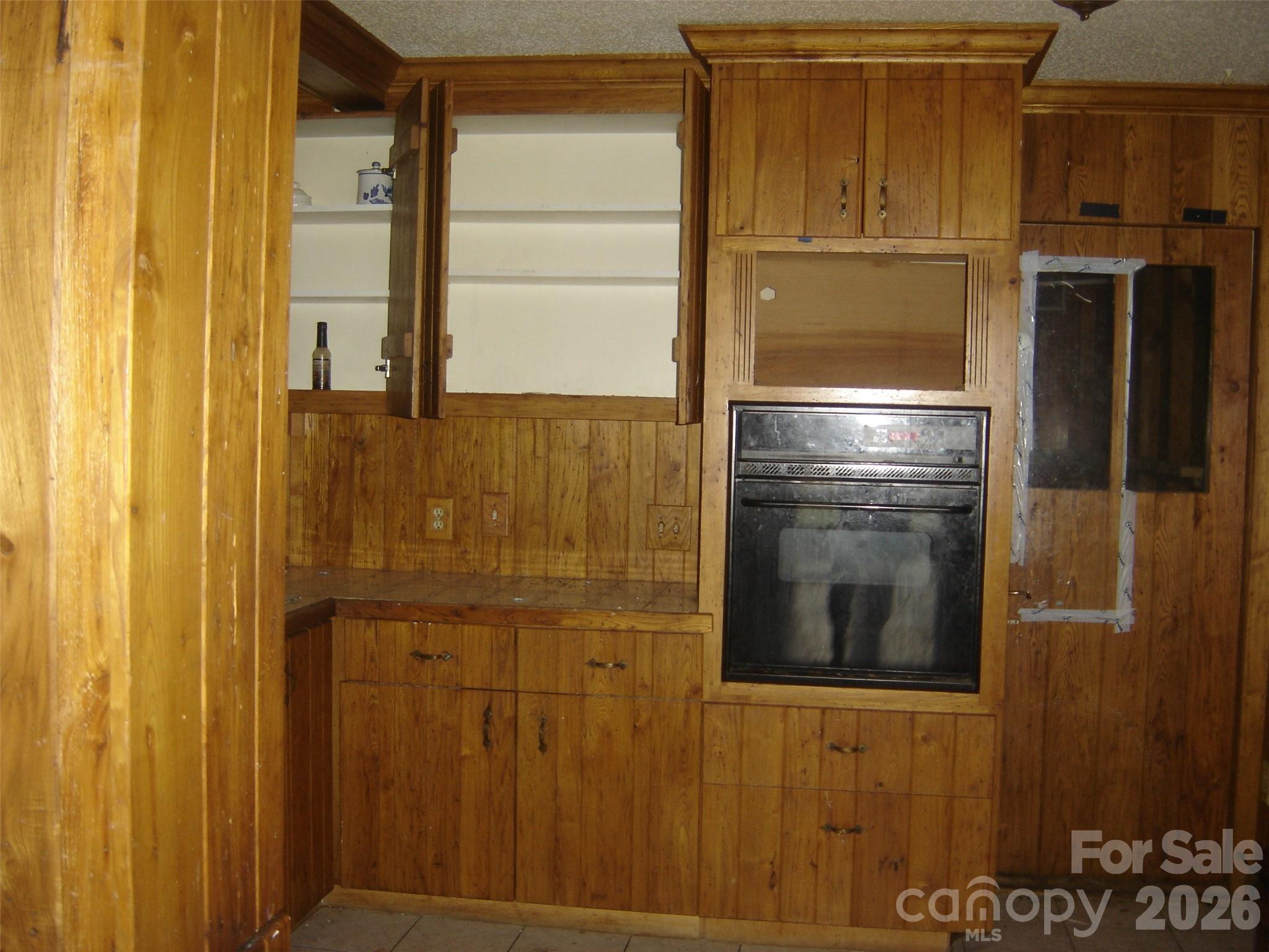 11832 Moonridge Drive Property Photo 12