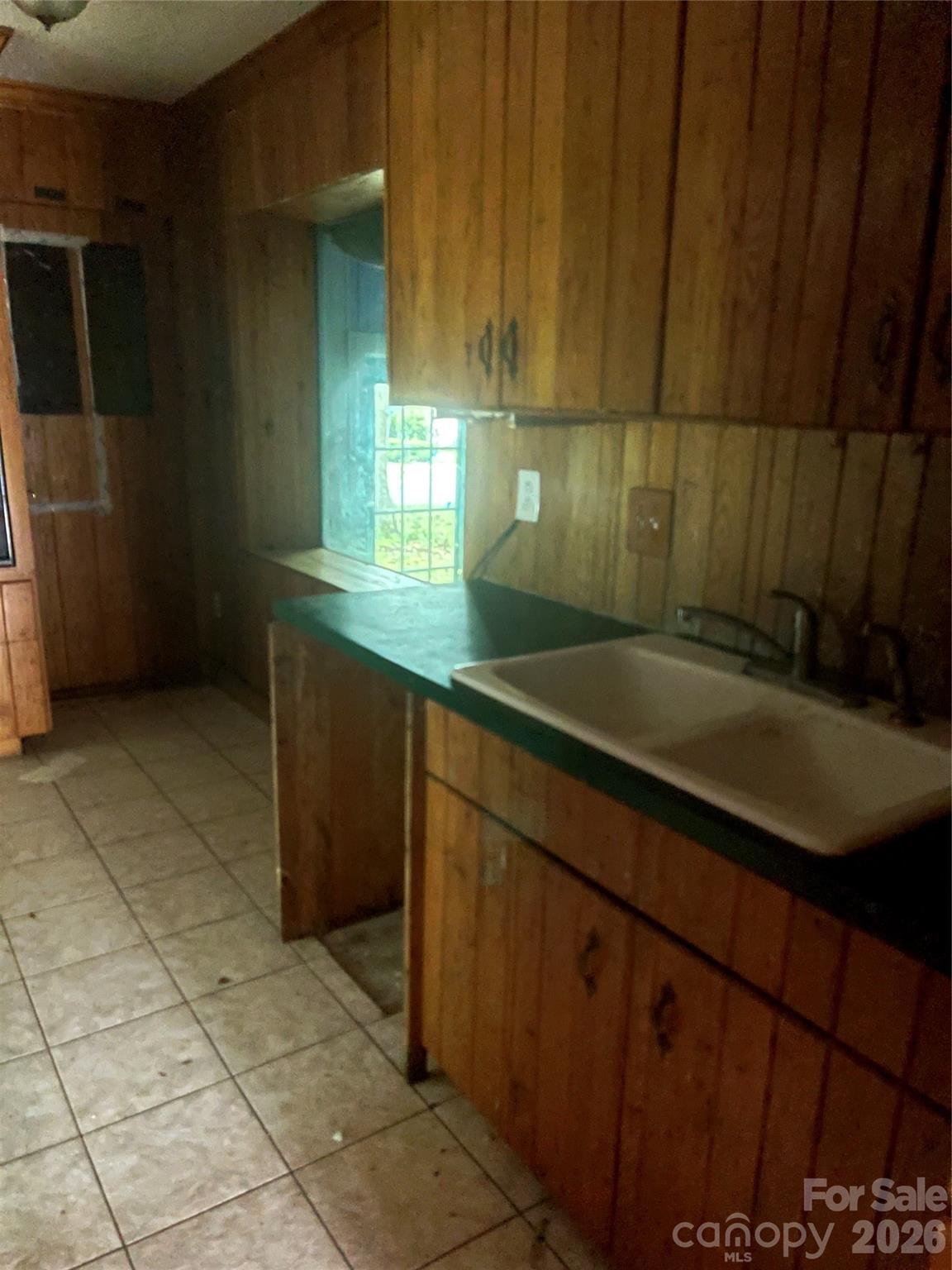 11832 Moonridge Drive Property Photo 13