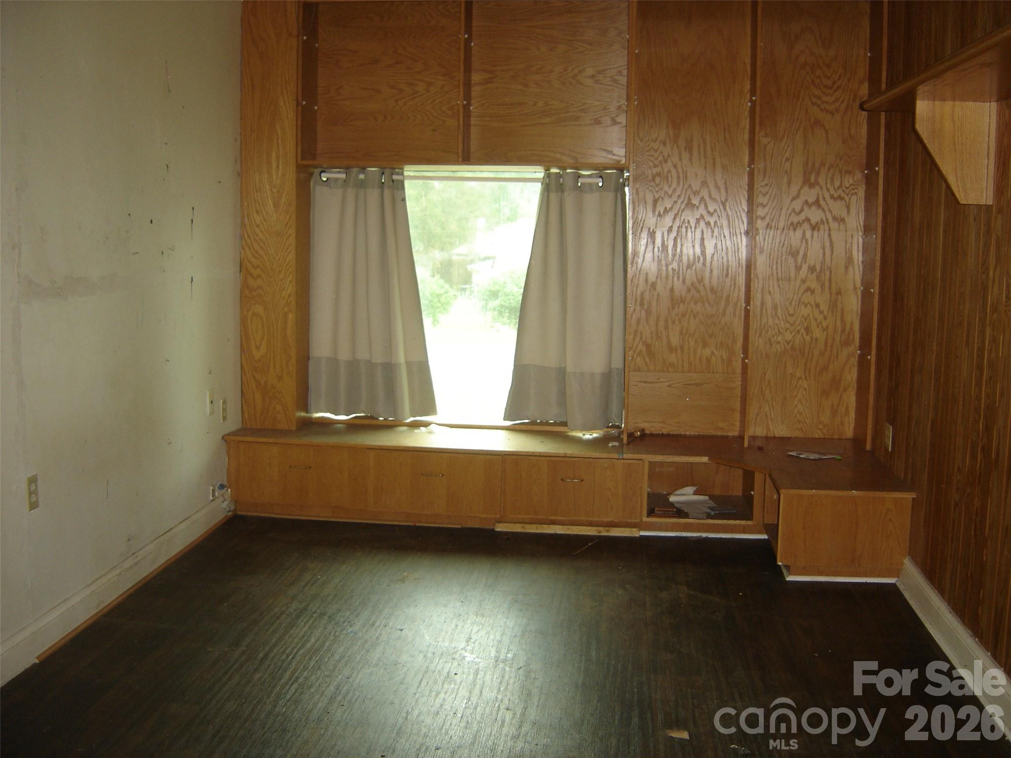 11832 Moonridge Drive Property Photo 15